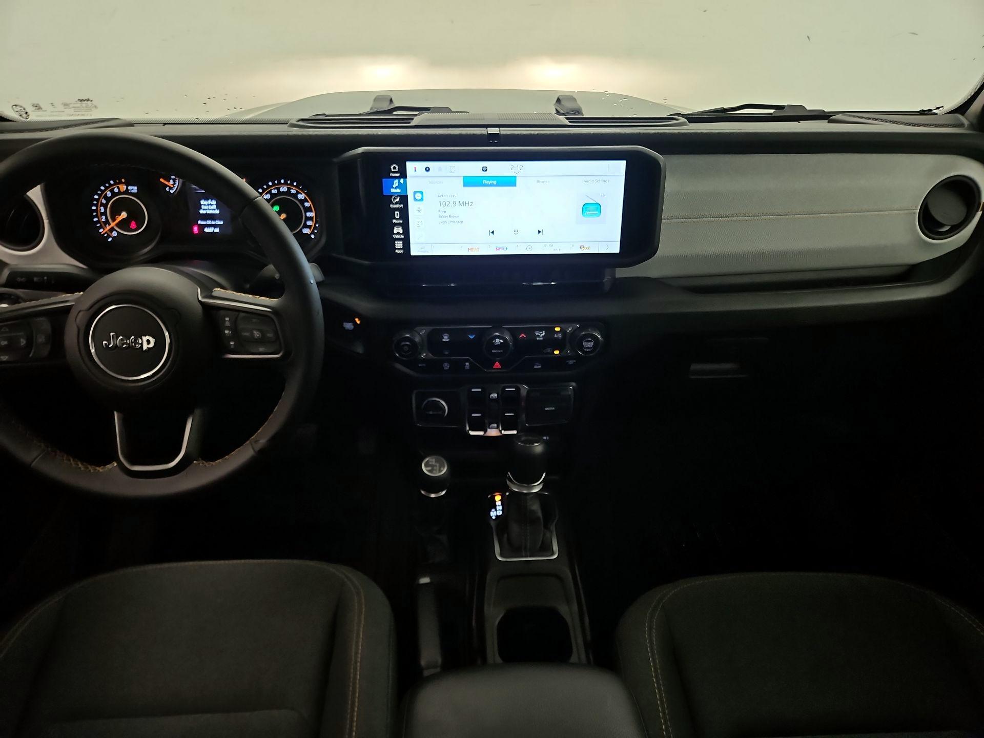 Thumbnail: 2024 Jeep Gladiator - 9