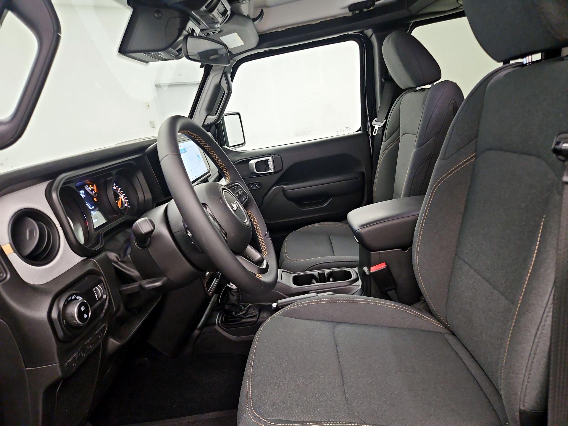 Thumbnail: 2024 Jeep Gladiator - 11