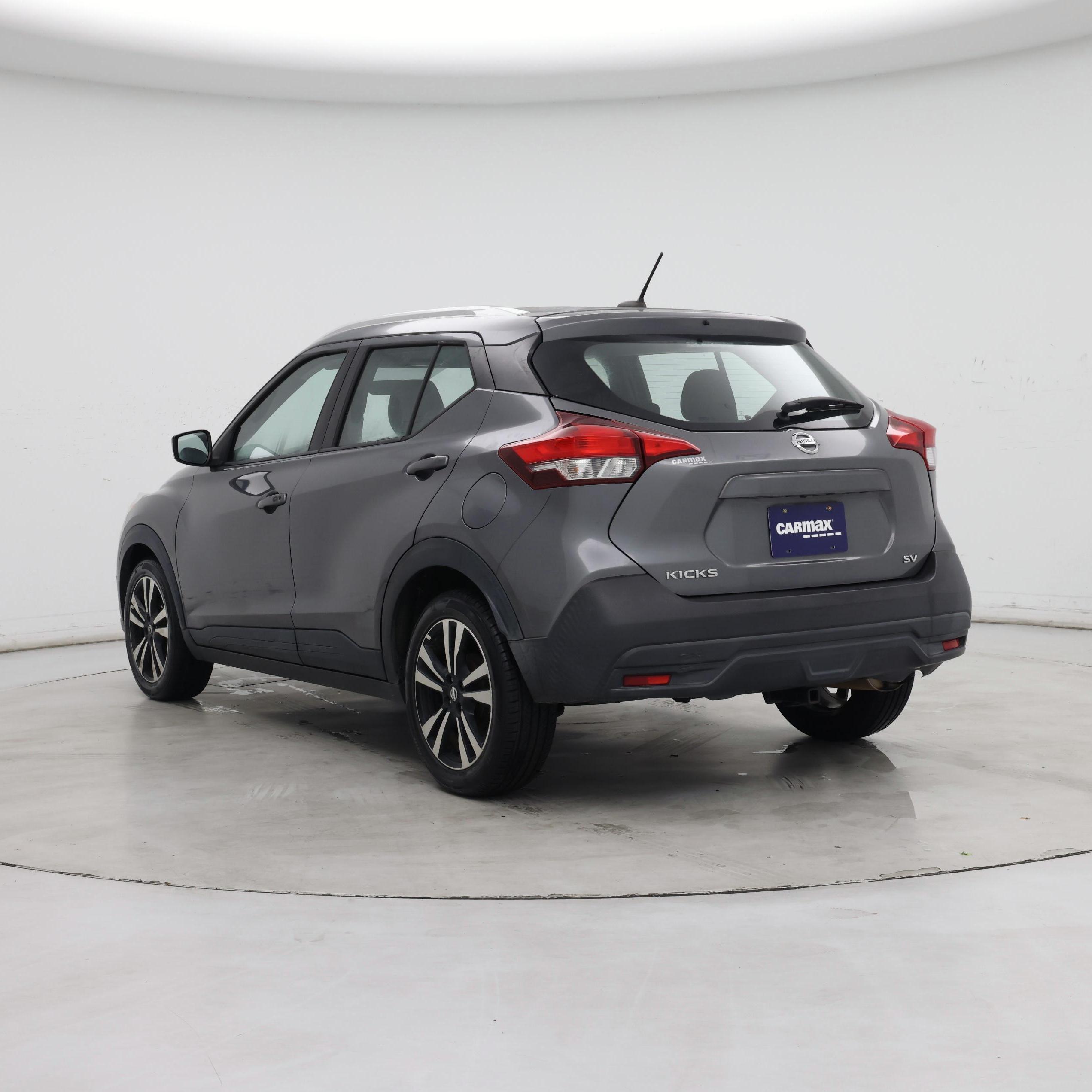 Thumbnail: 2019 Nissan Kicks - 2