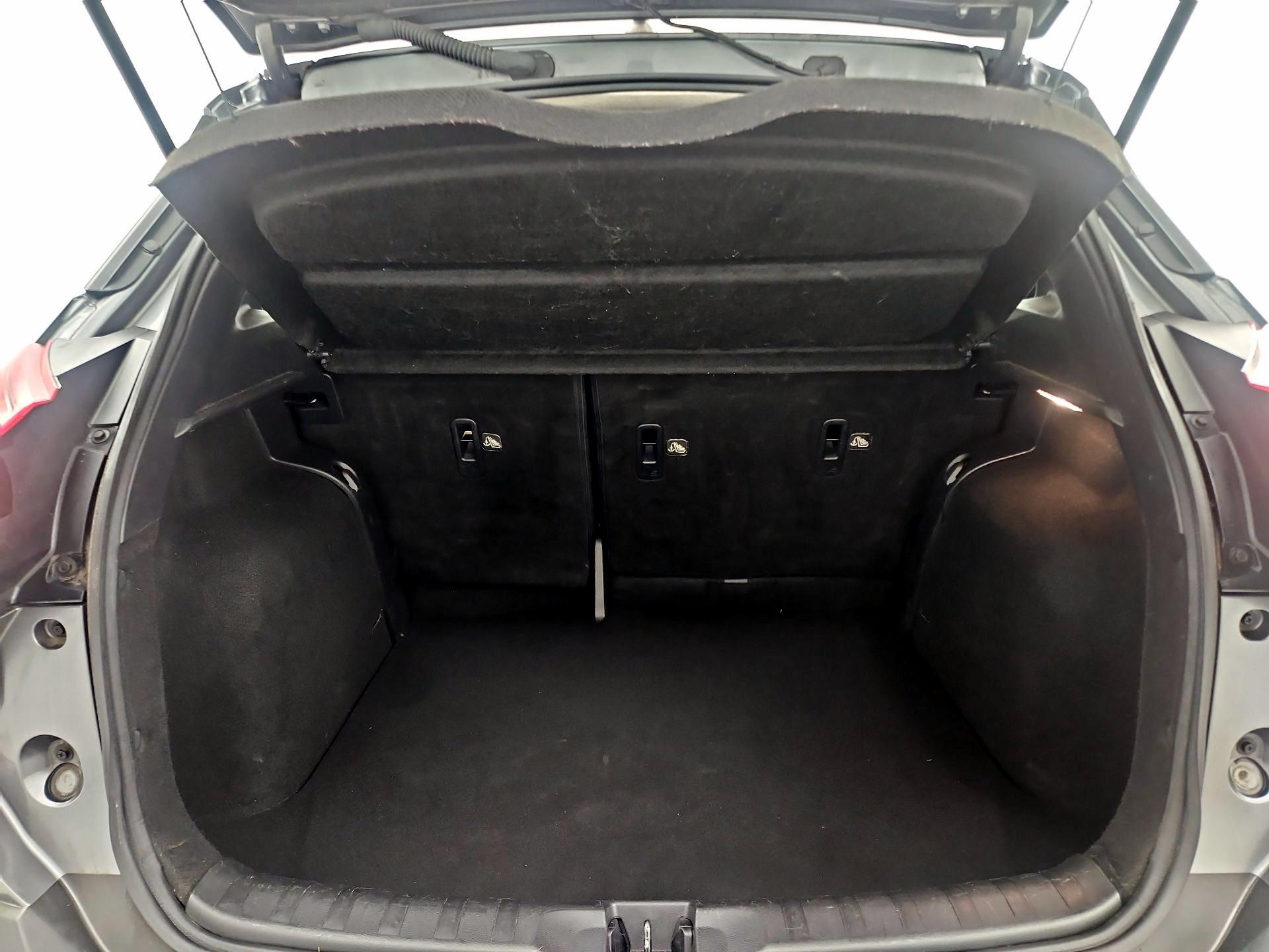 Thumbnail: 2019 Nissan Kicks - 20