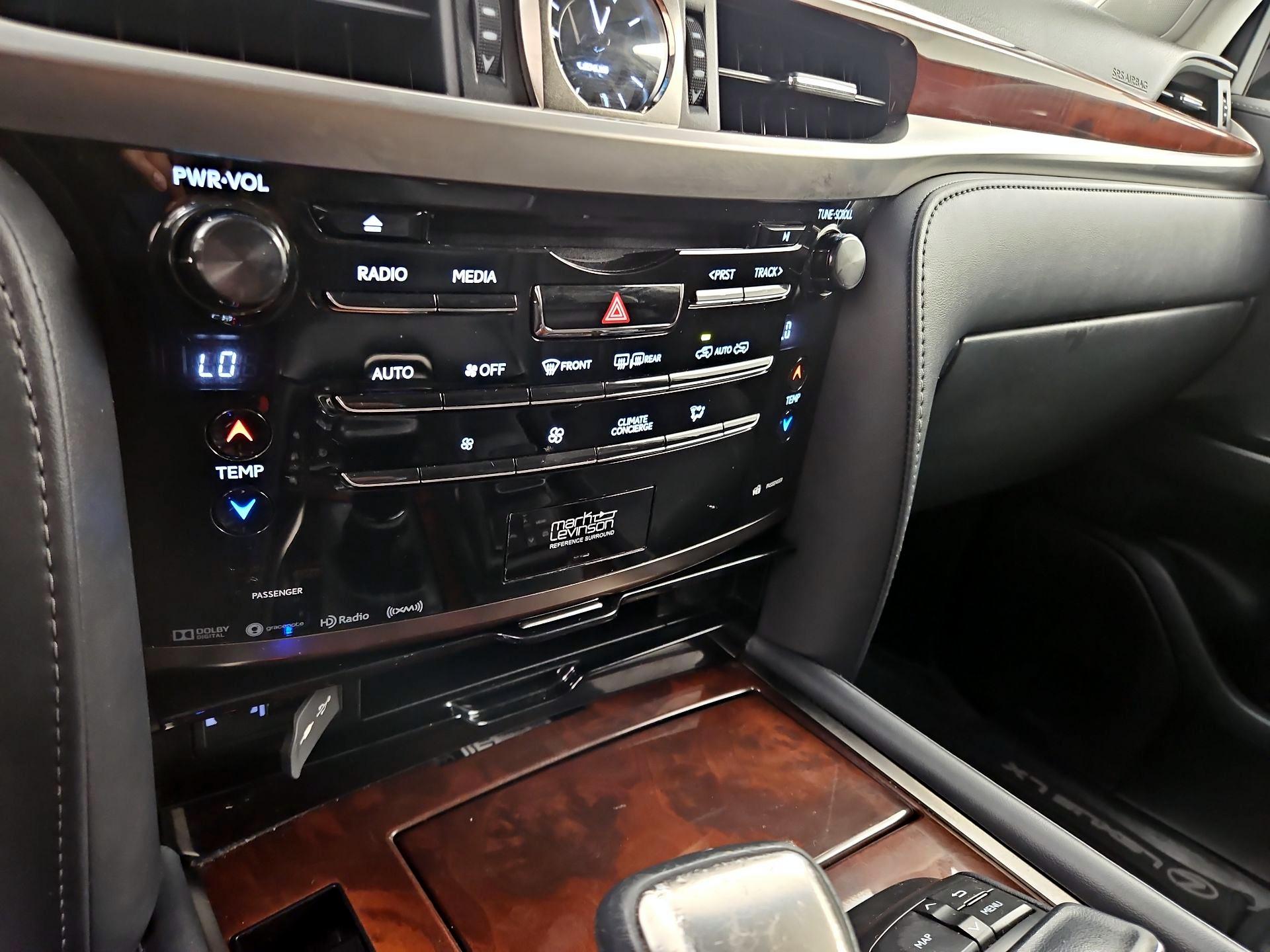 Thumbnail: 2021 Lexus LX - 17