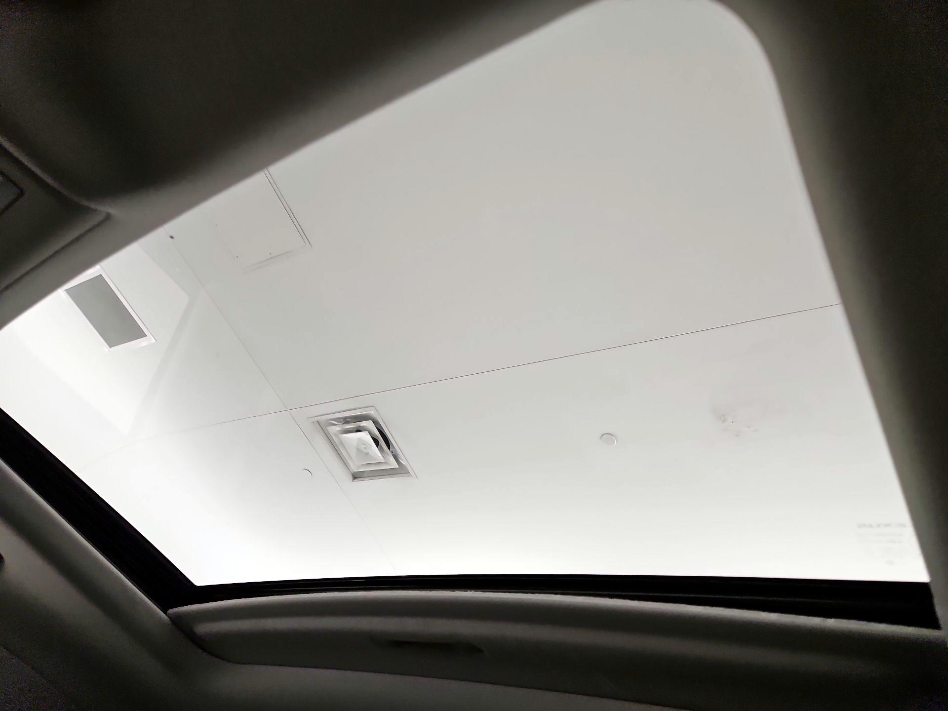 Thumbnail: 2021 Lexus LX - 20