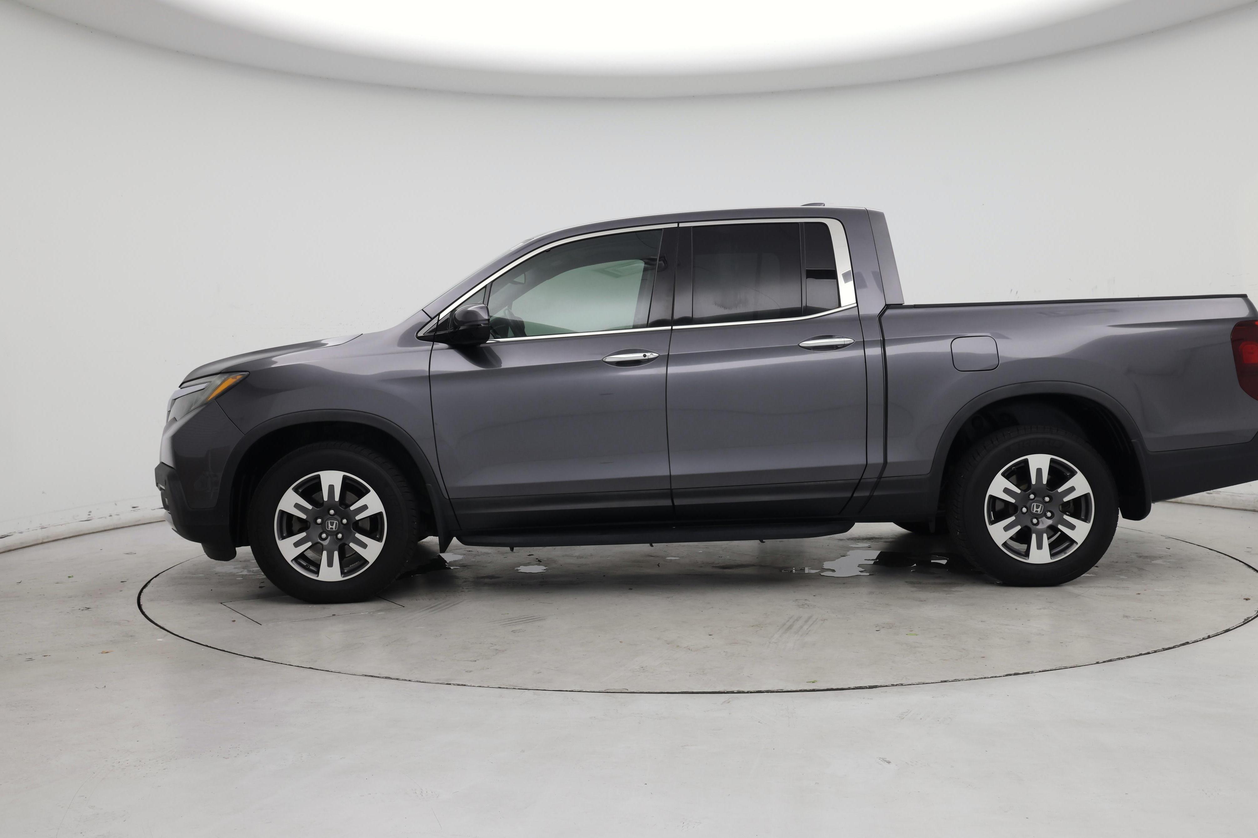 Thumbnail: 2017 Honda Ridgeline - 3