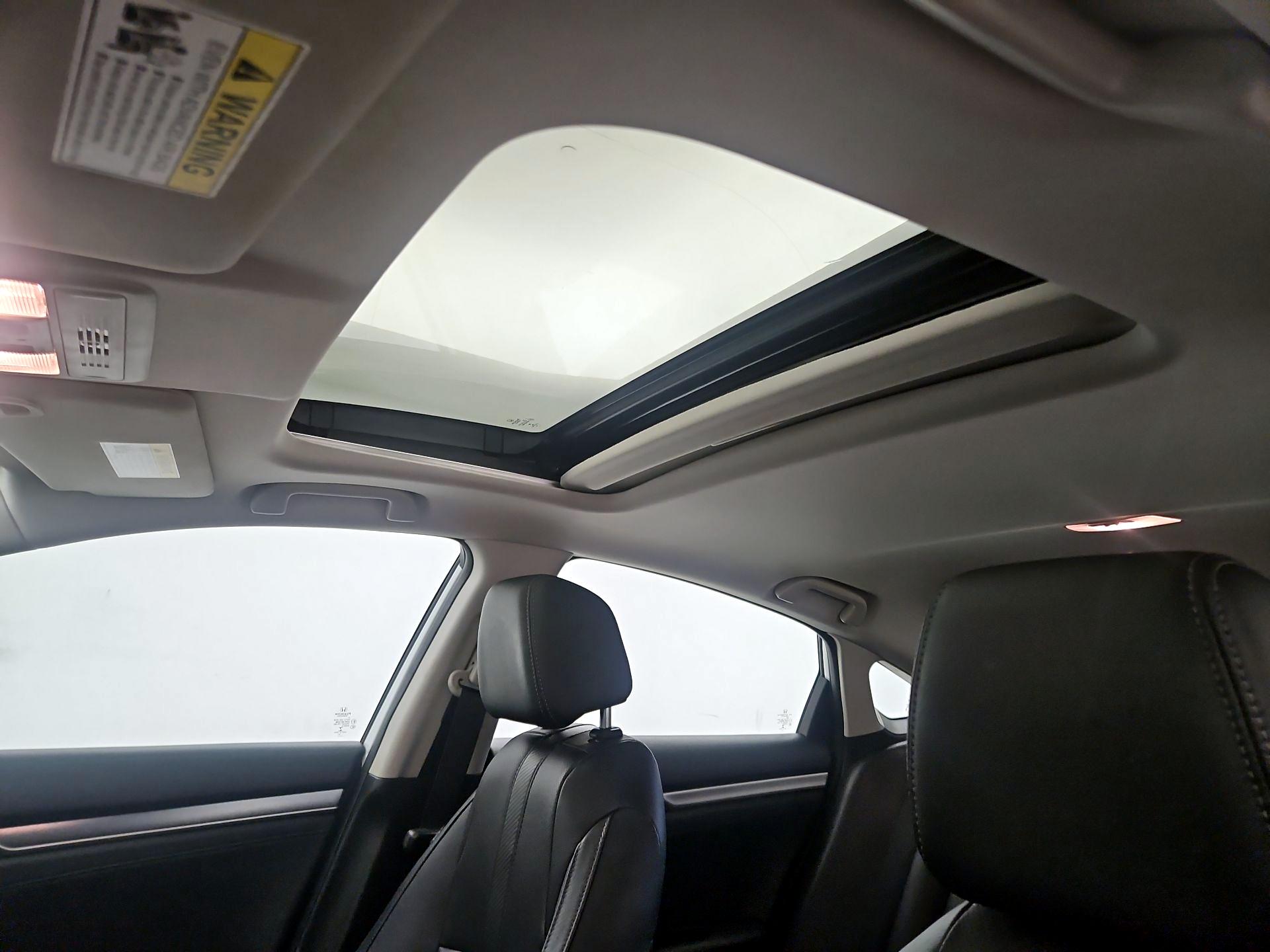 Thumbnail: 2017 Honda Civic - 19