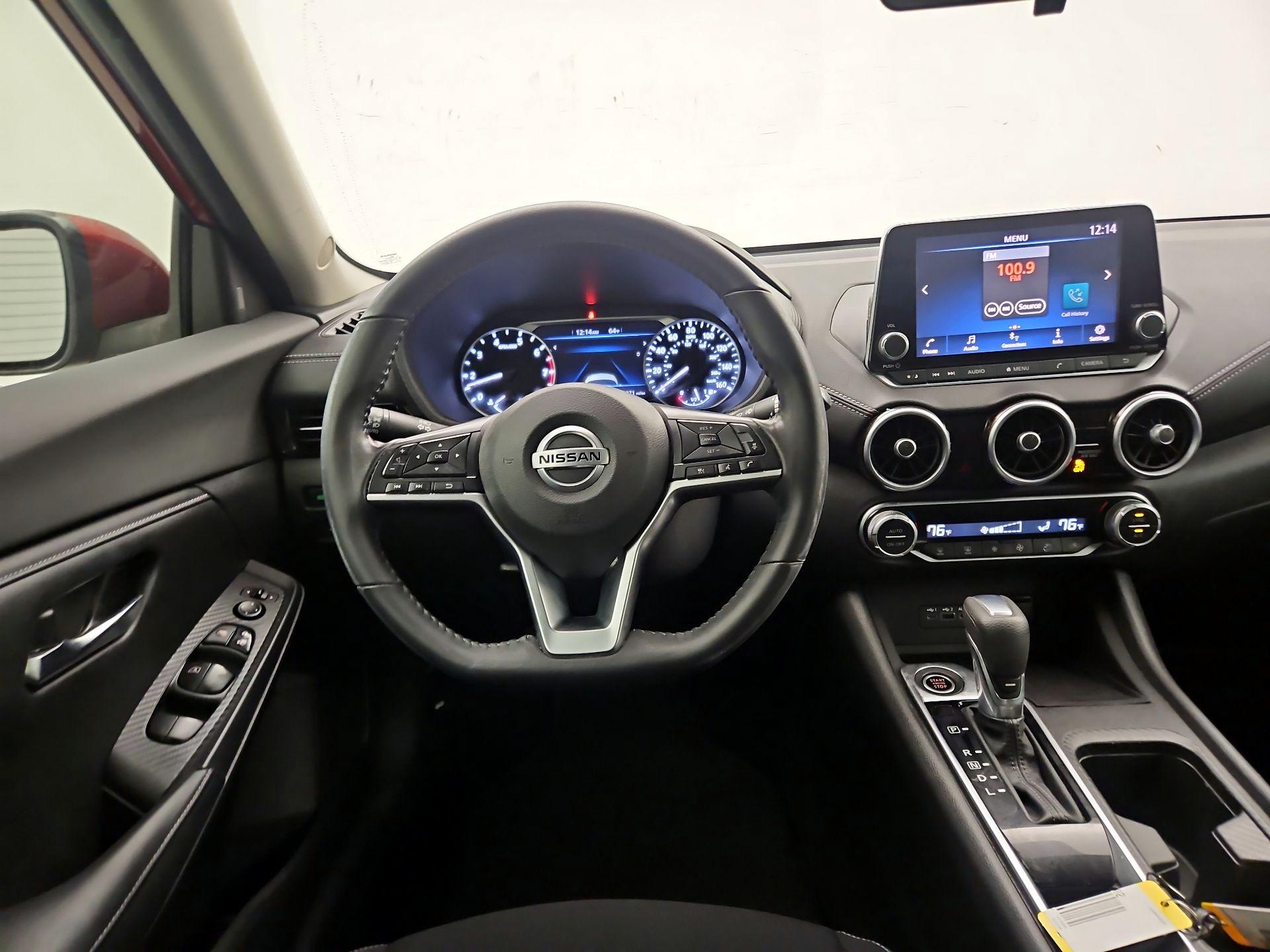 Thumbnail: 2020 Nissan Sentra - 10