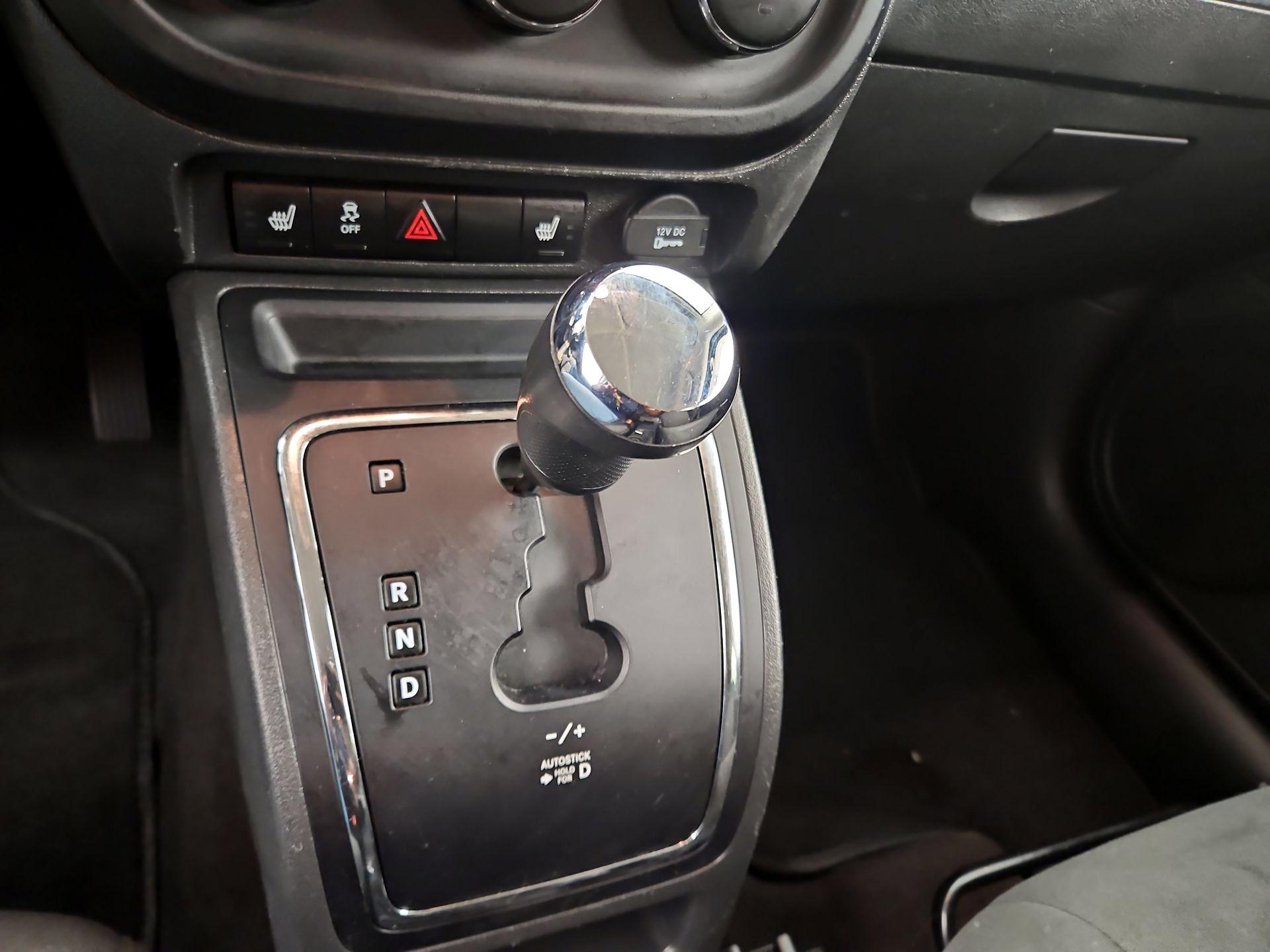 Thumbnail: 2015 Jeep Patriot - 15