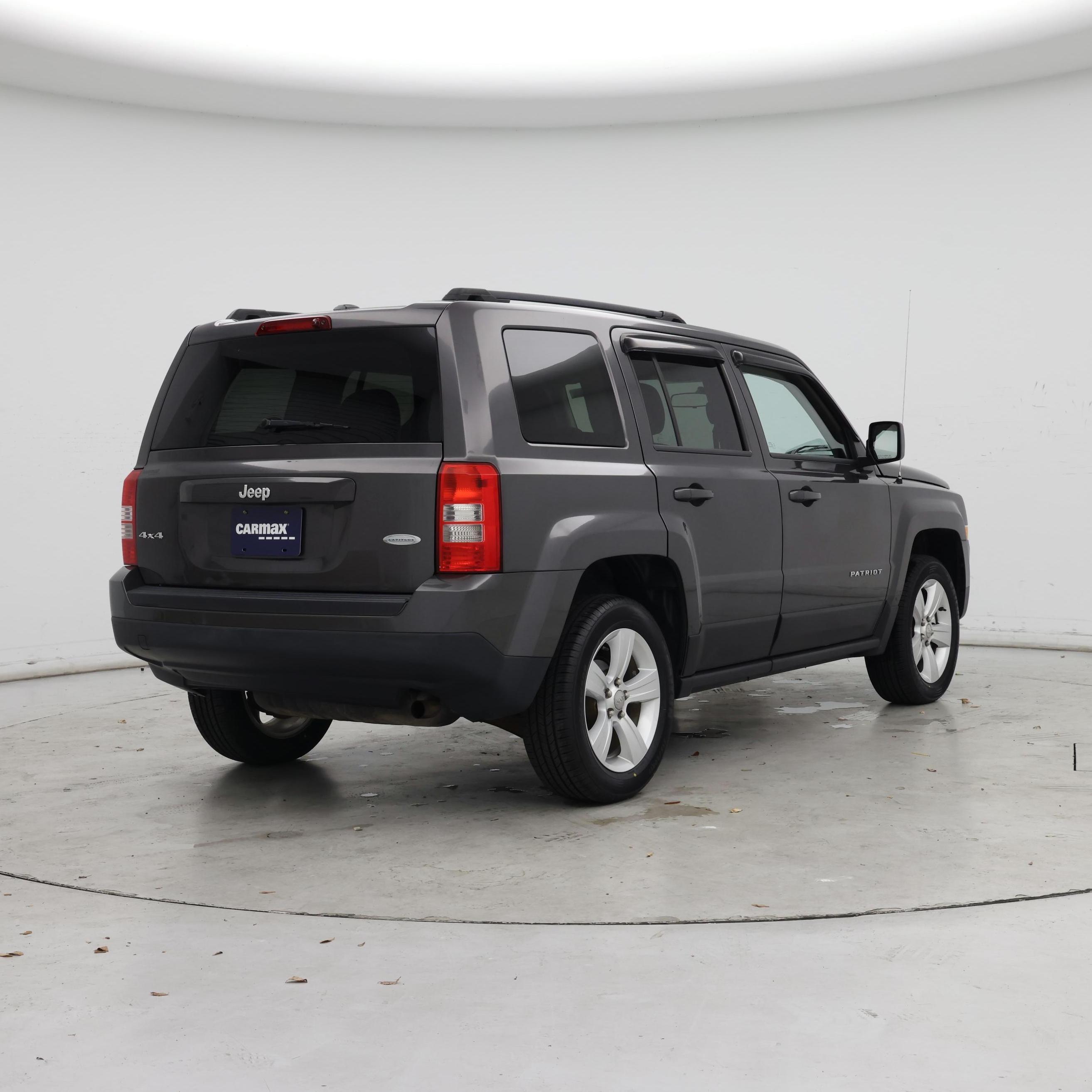 Thumbnail: 2015 Jeep Patriot - 8