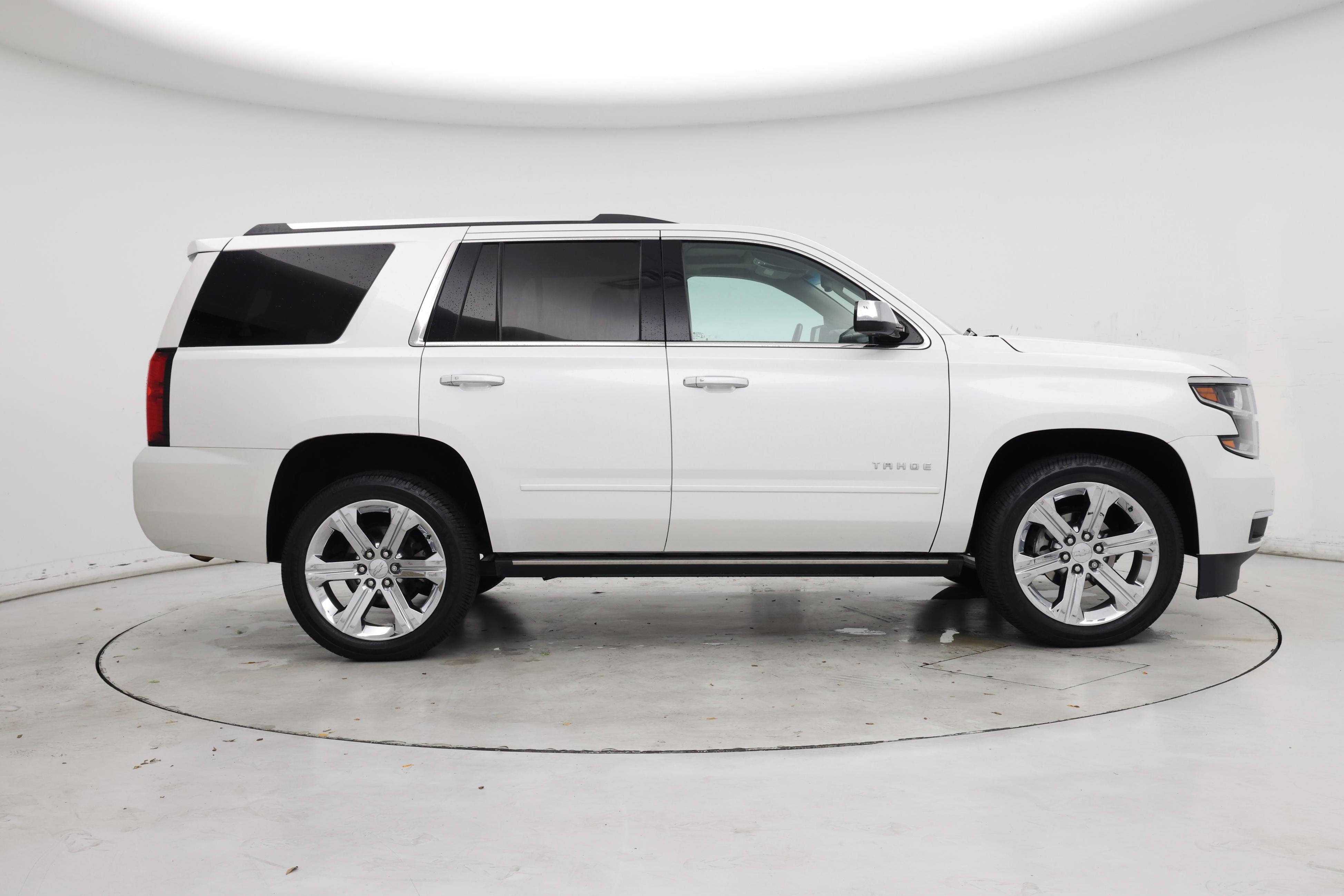 Thumbnail: 2018 Chevrolet Tahoe - 7