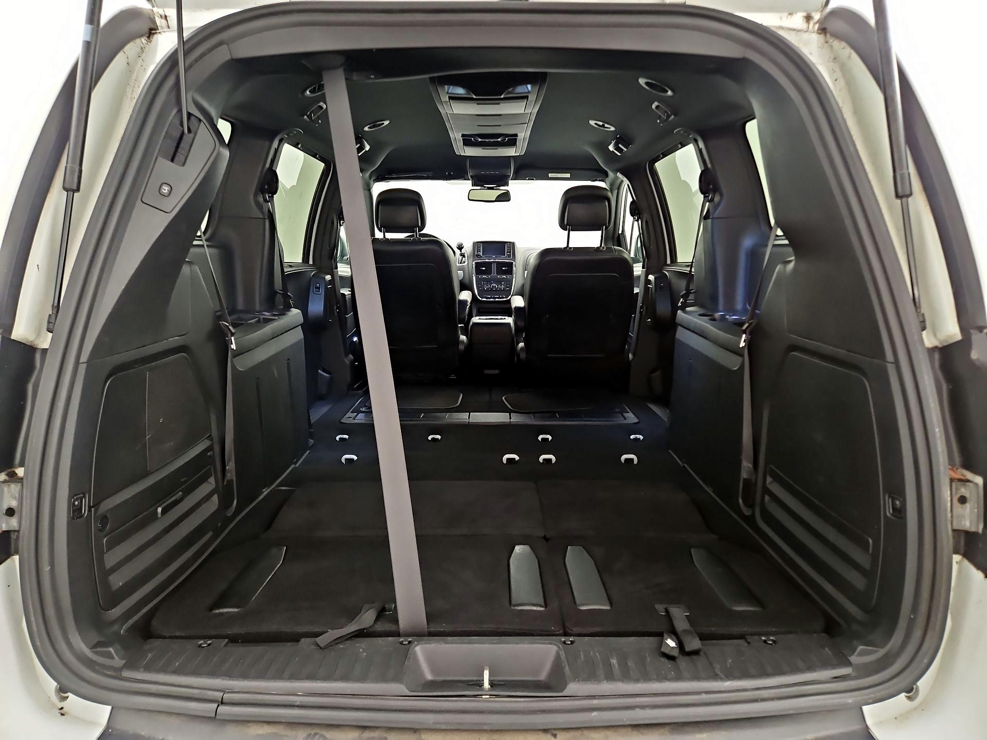 Thumbnail: 2018 Dodge Grand Caravan - 19