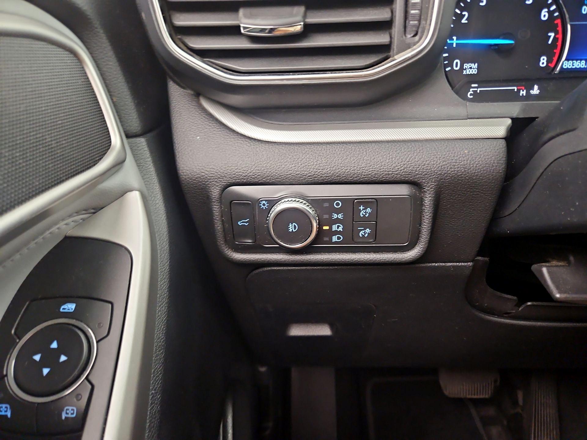 Thumbnail: 2021 Ford Explorer - 13