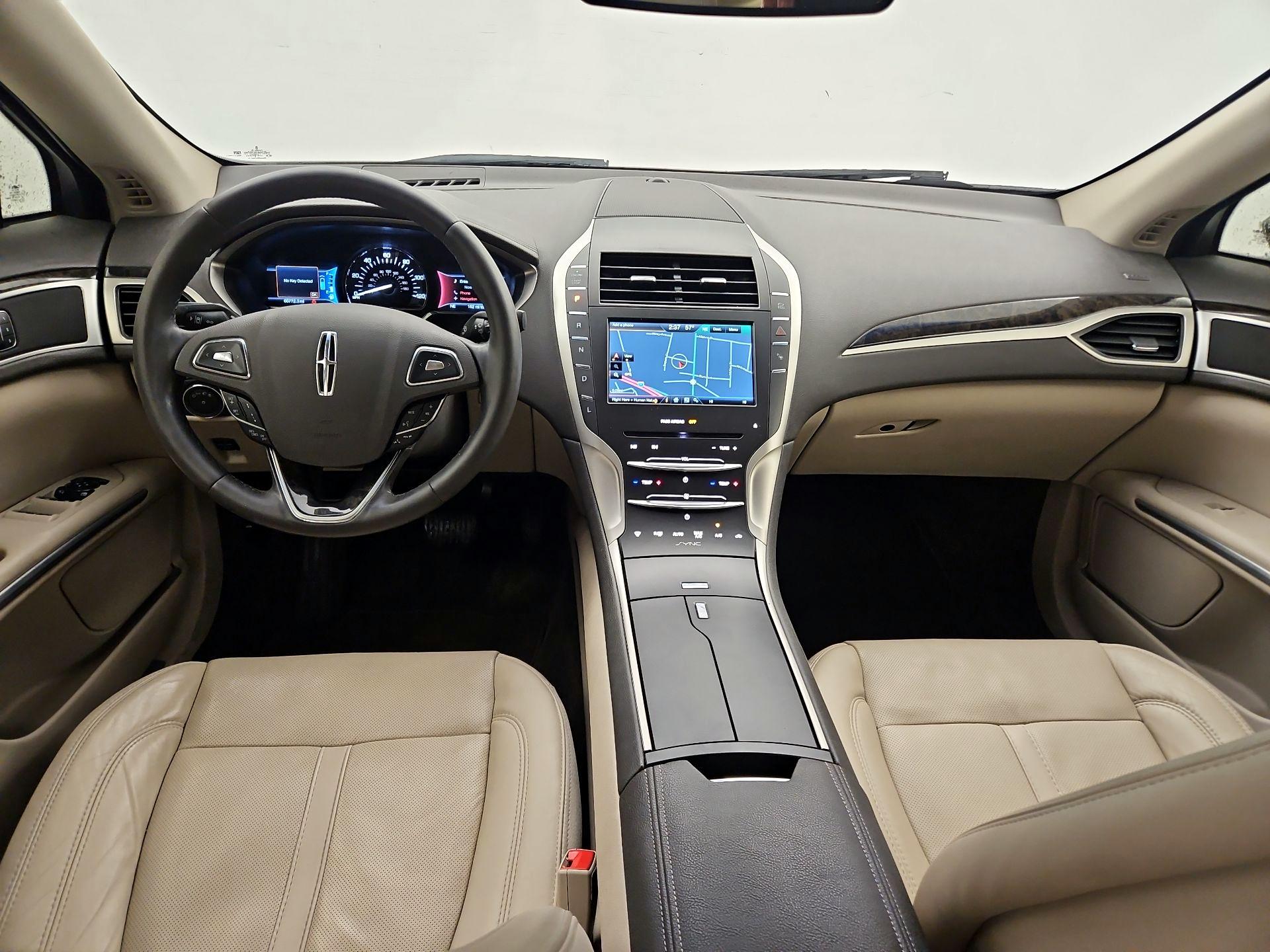 Thumbnail: 2016 Lincoln MKZ - 9