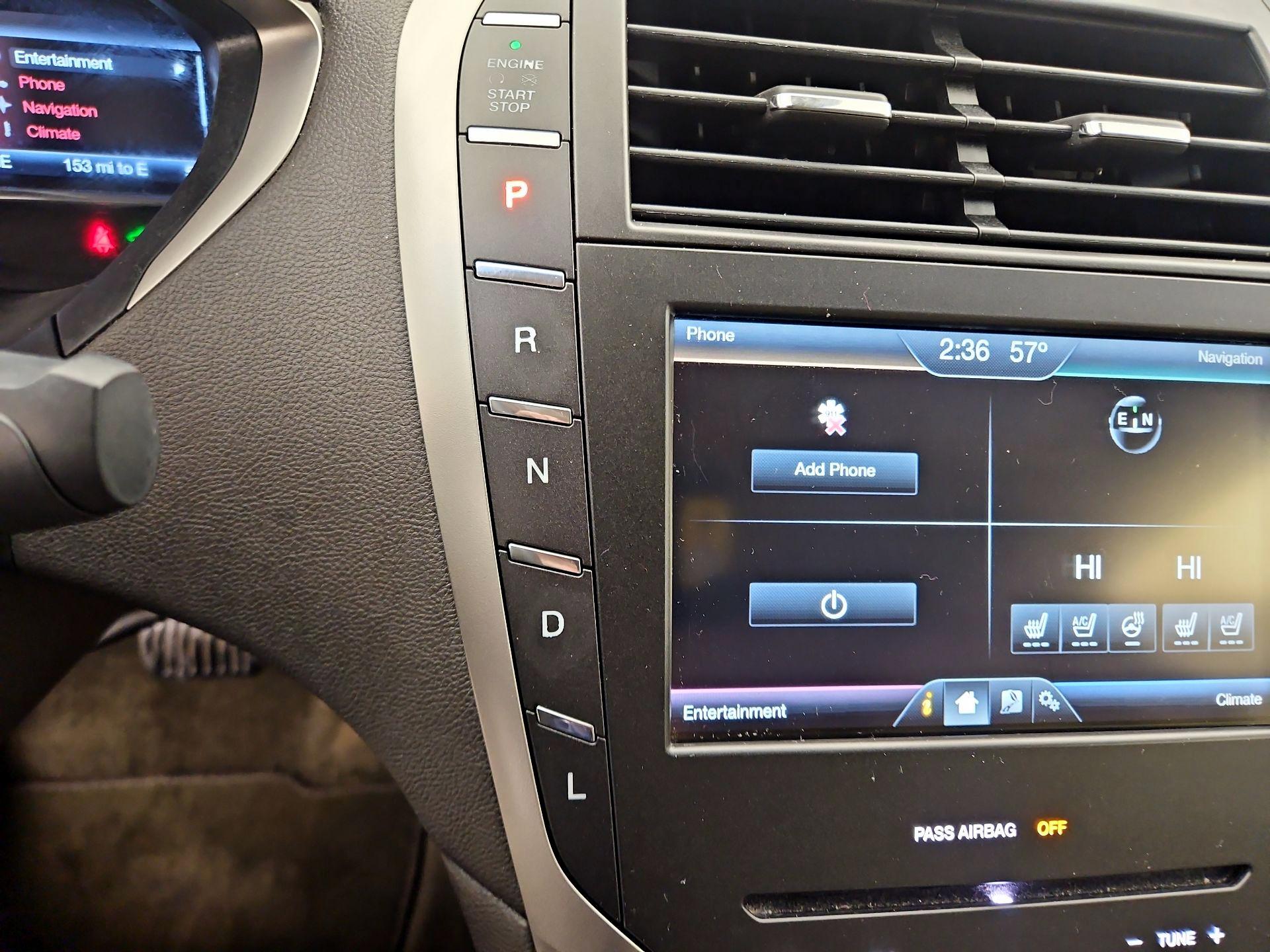 Thumbnail: 2016 Lincoln MKZ - 18