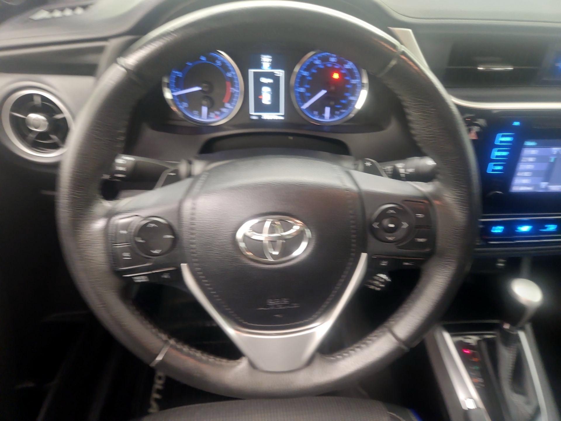 Thumbnail: 2018 Toyota Corolla - 10