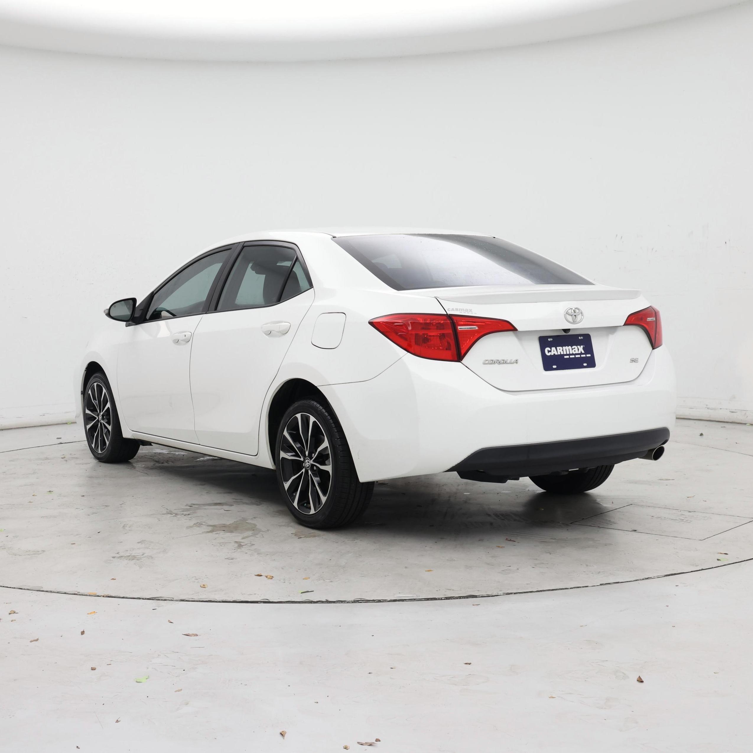 Thumbnail: 2018 Toyota Corolla - 2