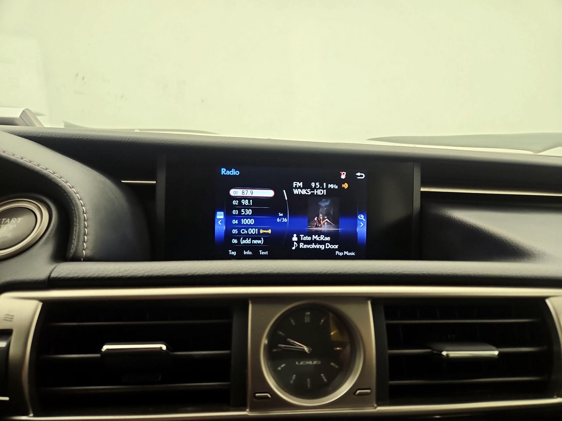 Thumbnail: 2014 Lexus IS - 15