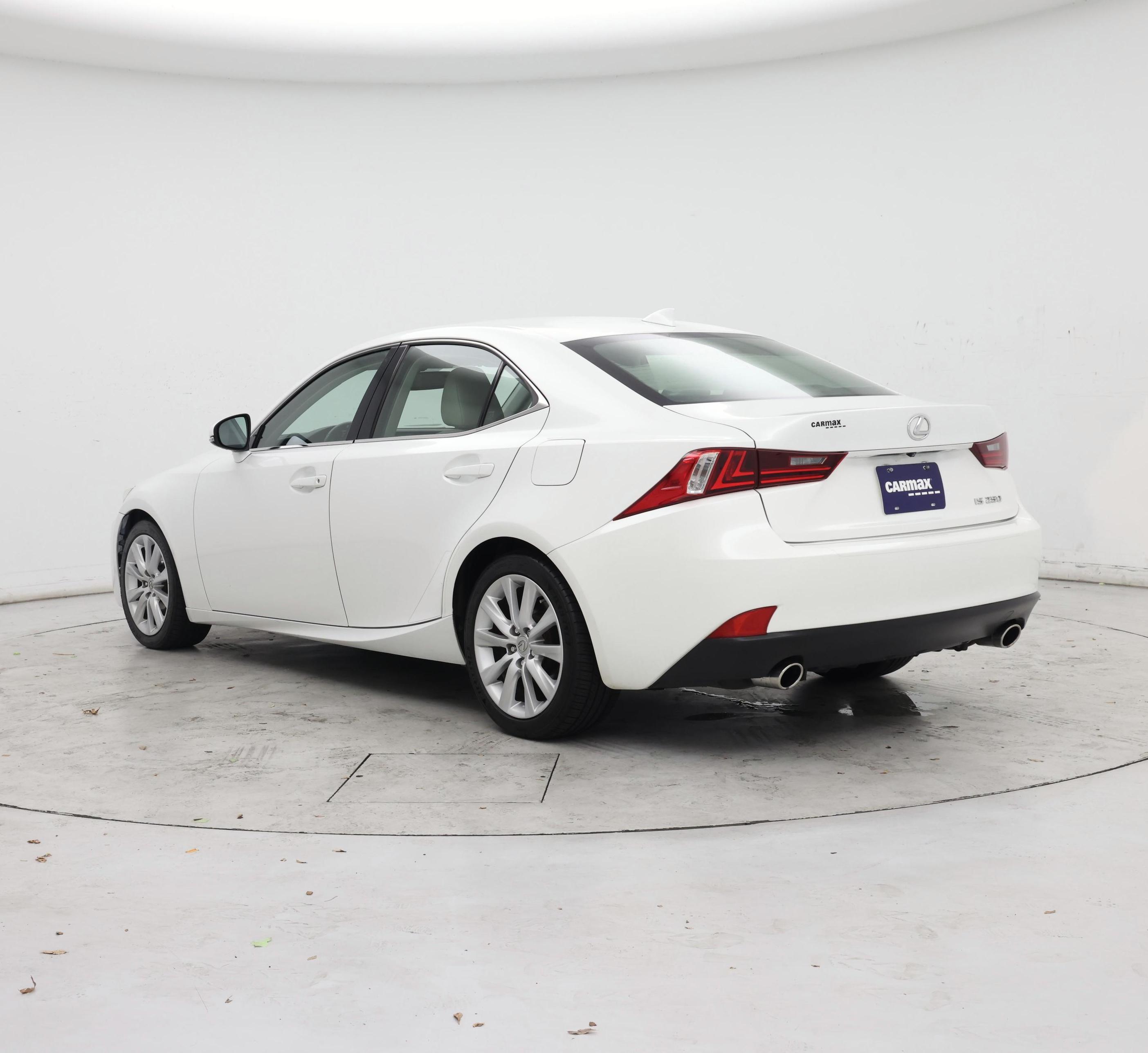 Thumbnail: 2014 Lexus IS - 2