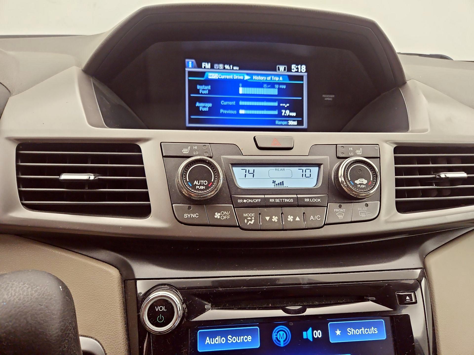 Thumbnail: 2016 Honda Odyssey - 16