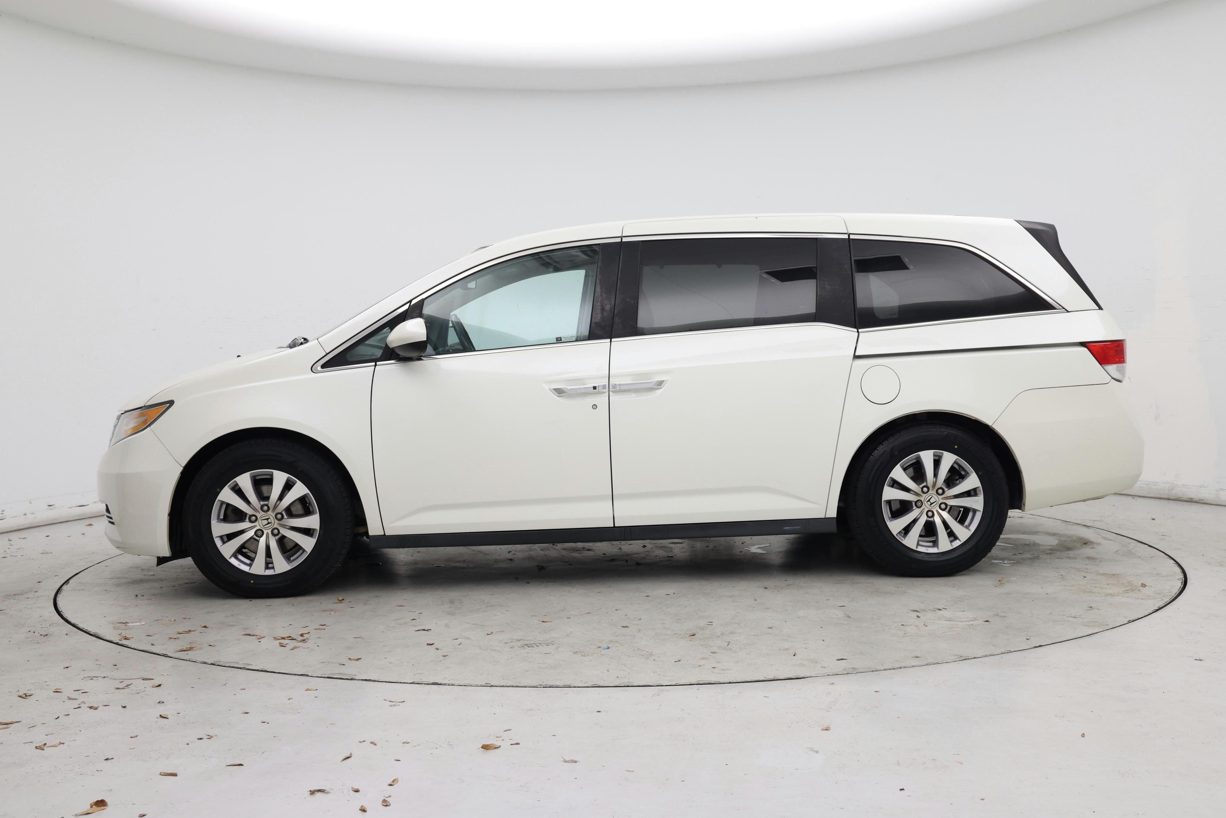 Thumbnail: 2016 Honda Odyssey - 3