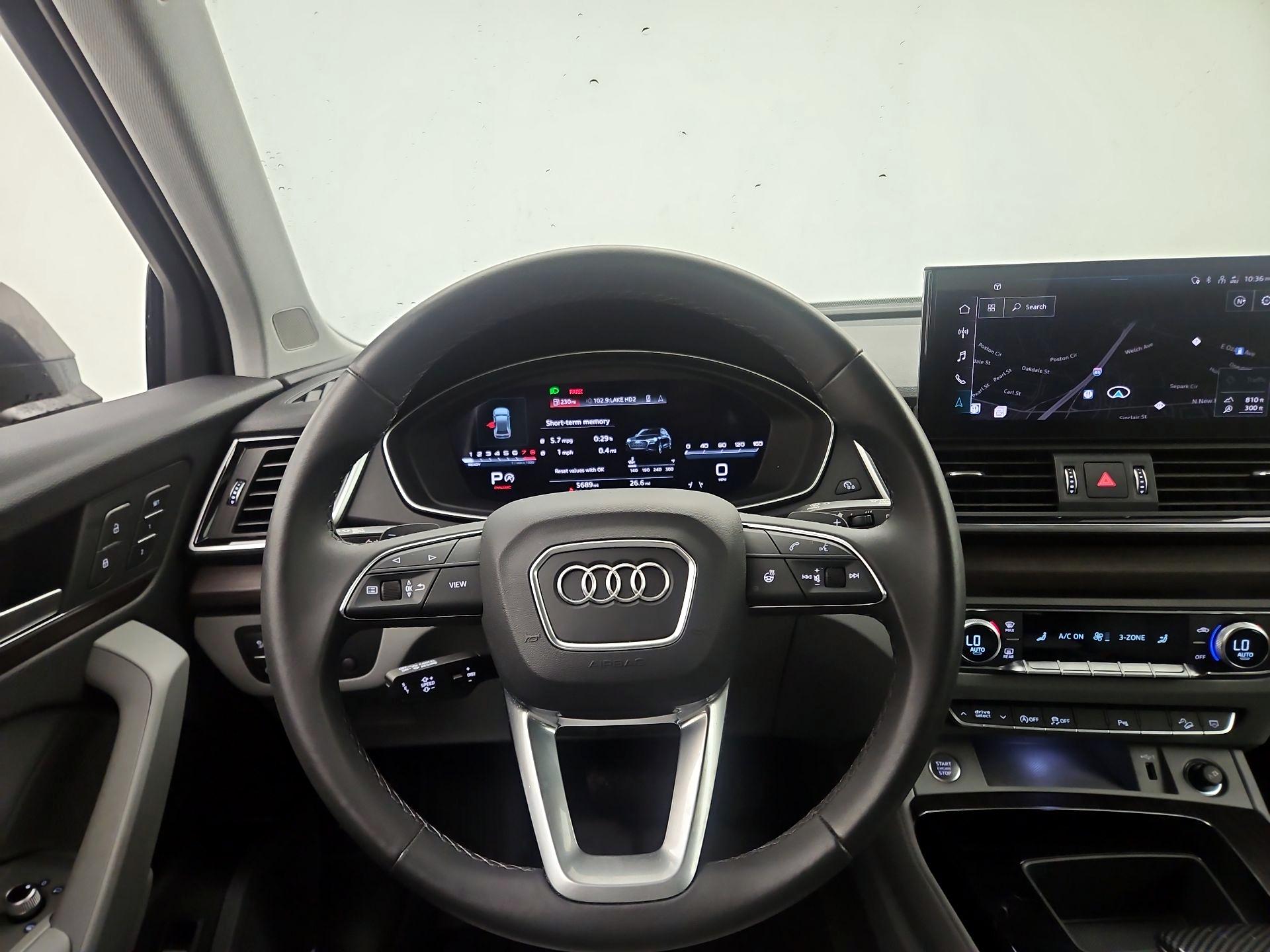 Thumbnail: 2023 Audi Q5 - 10