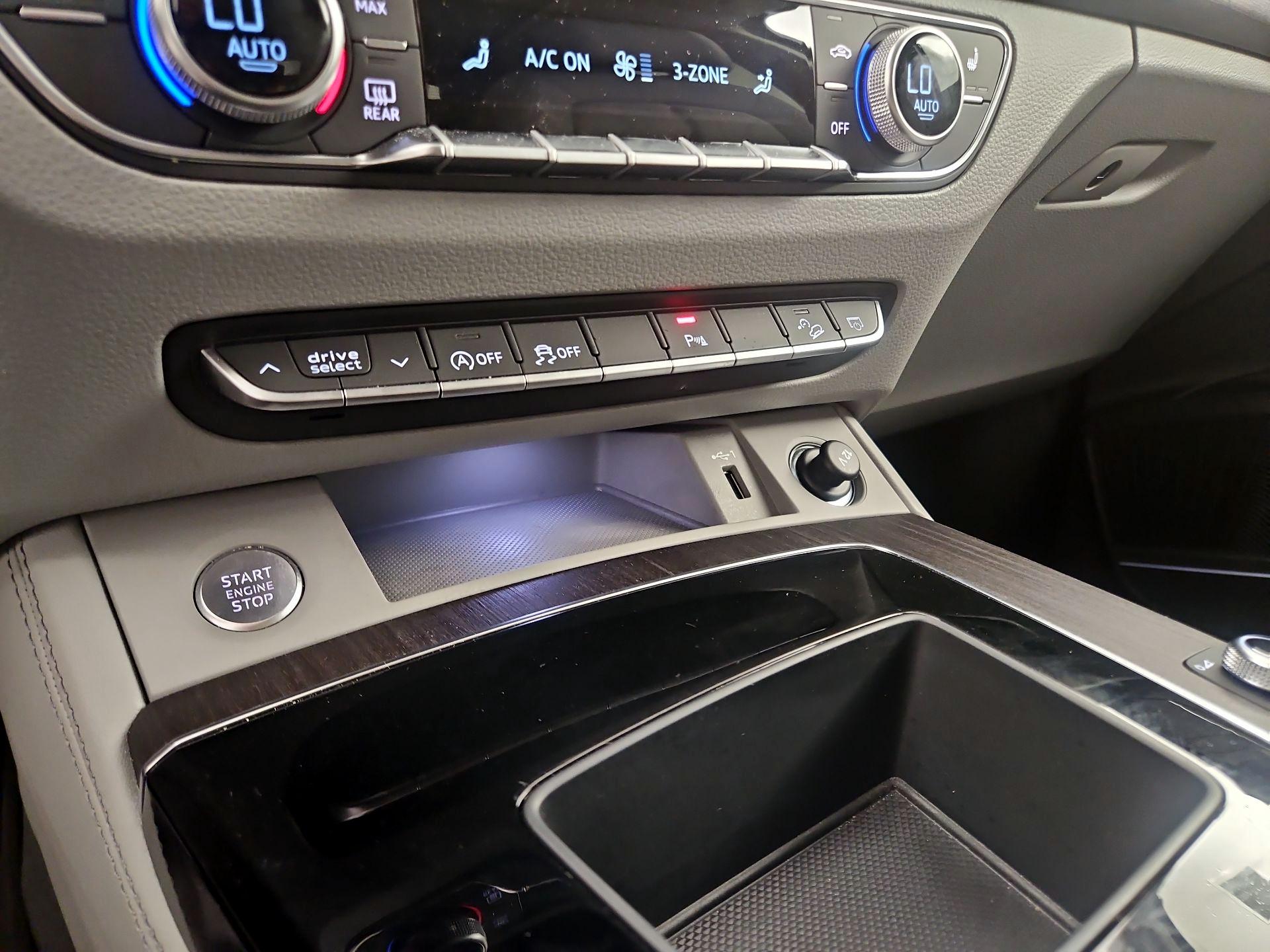 Thumbnail: 2023 Audi Q5 - 19