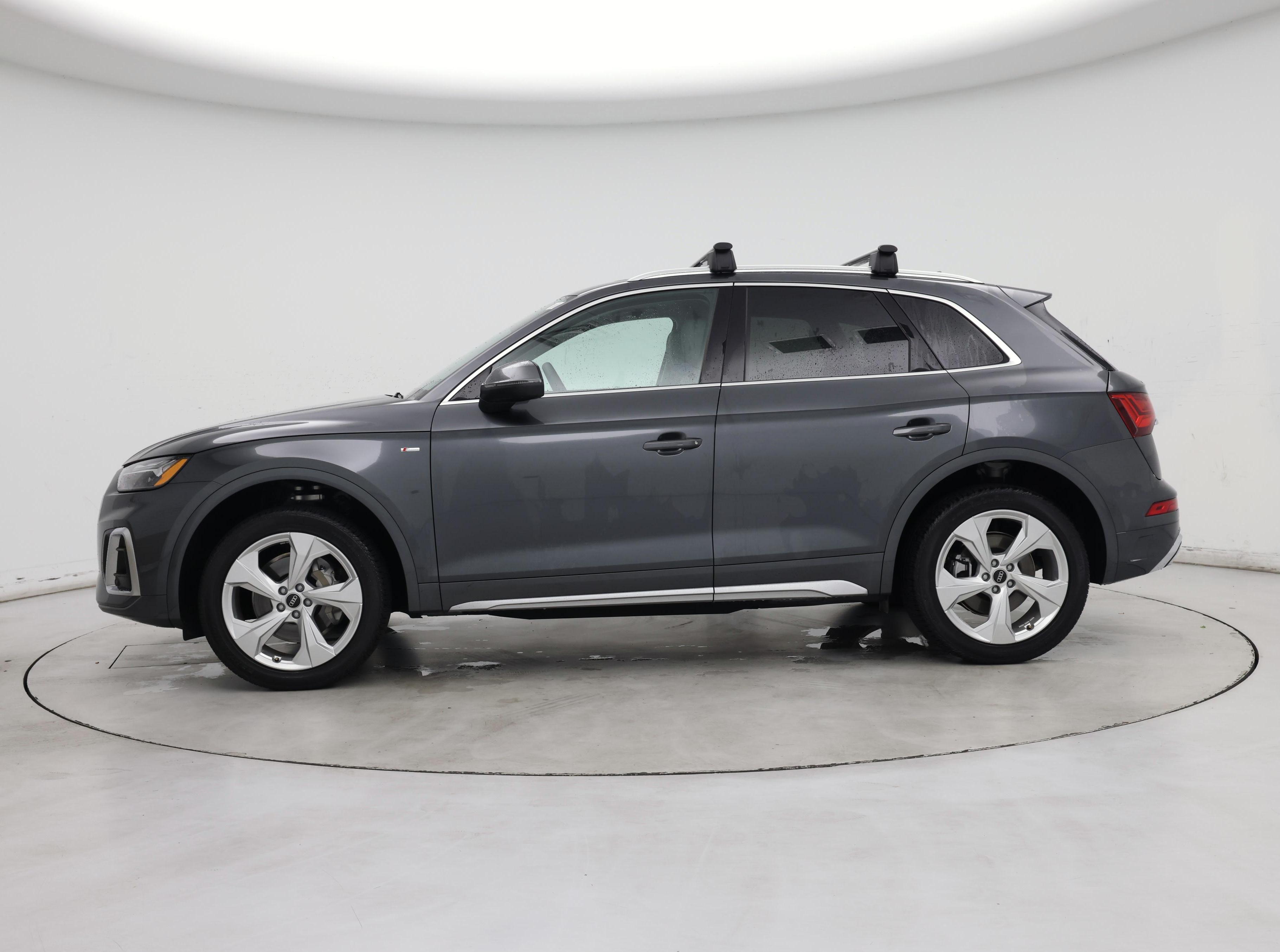Thumbnail: 2023 Audi Q5 - 3