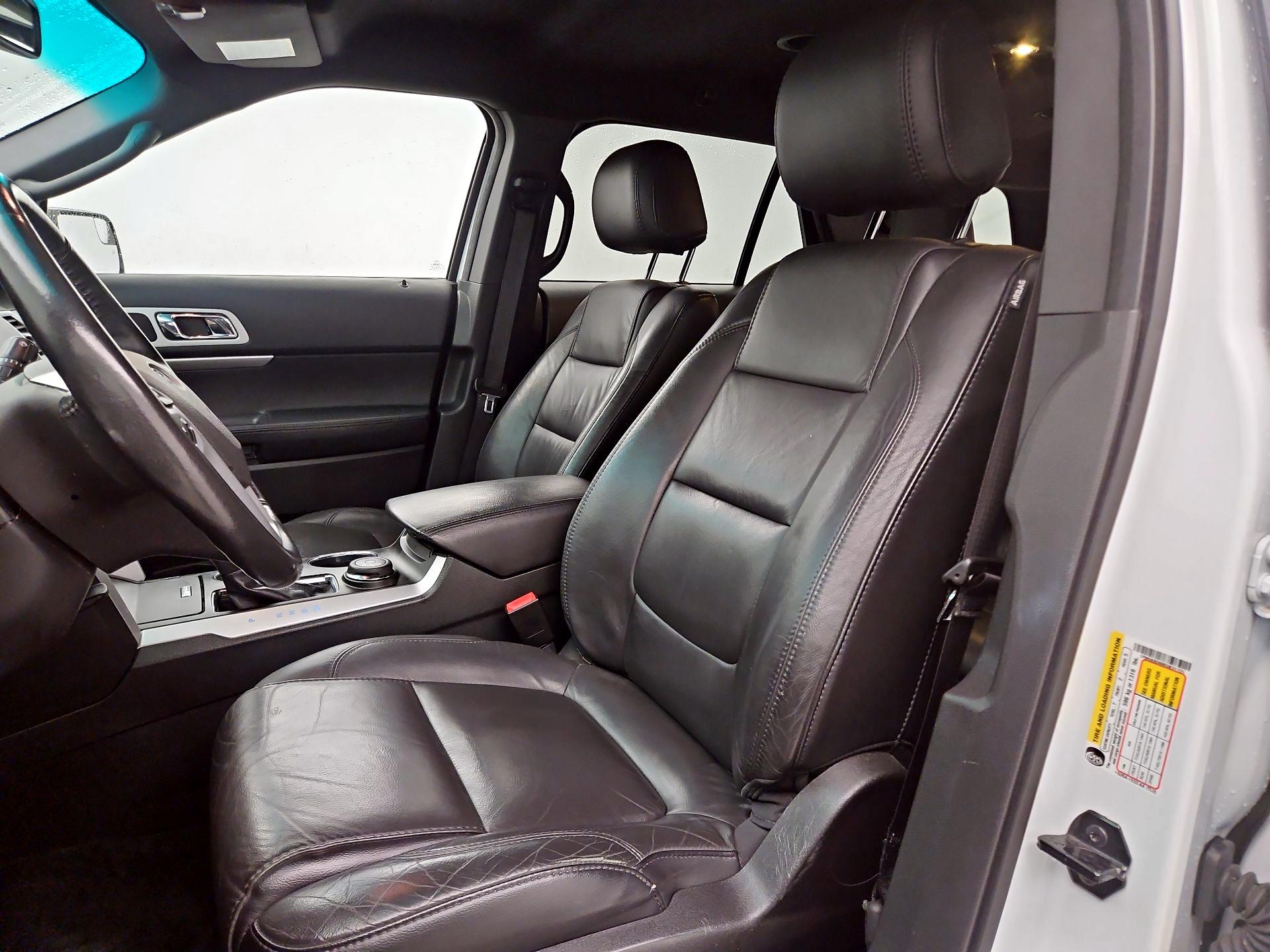Thumbnail: 2014 Ford Explorer - 11
