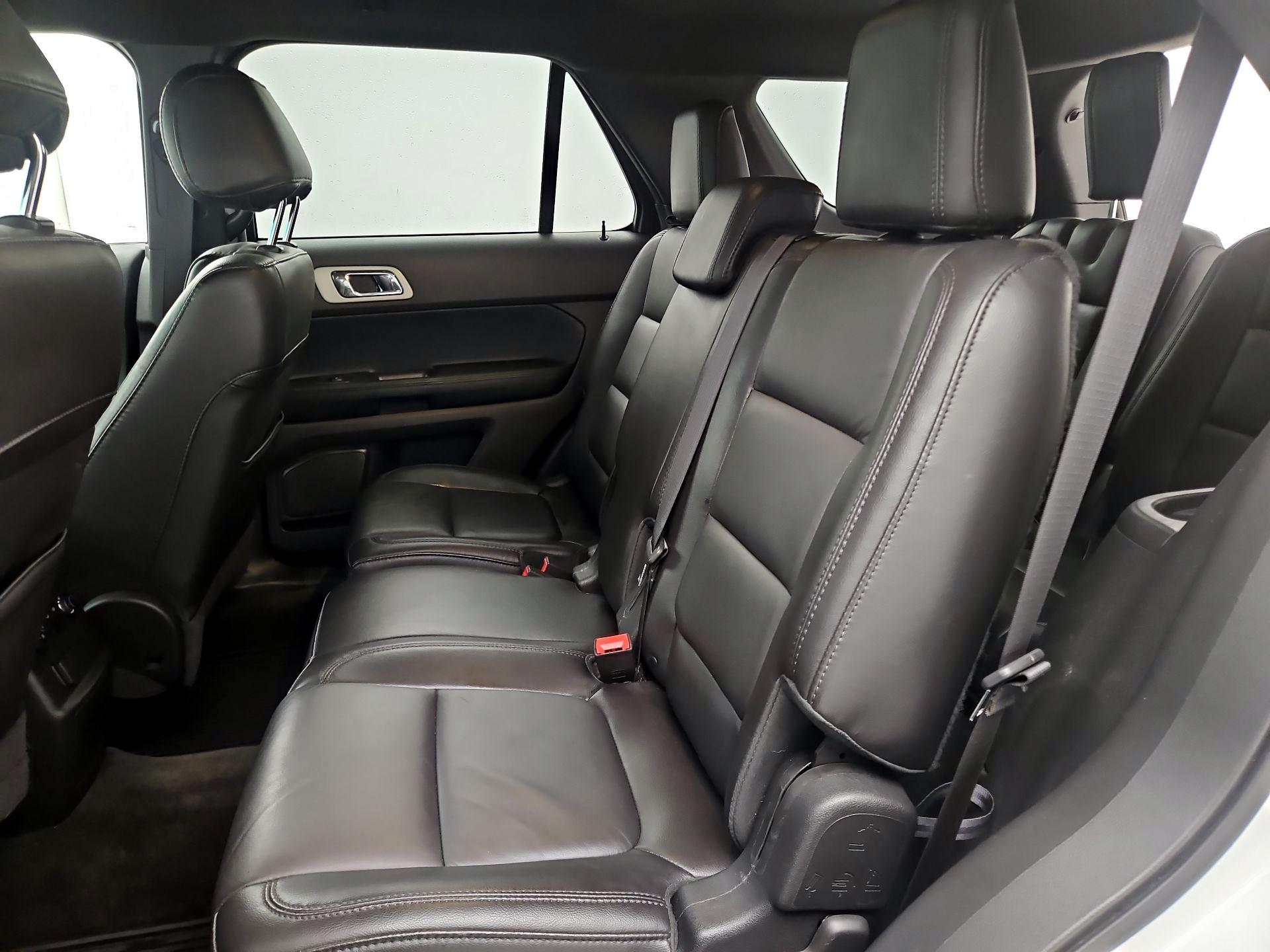 Thumbnail: 2014 Ford Explorer - 19