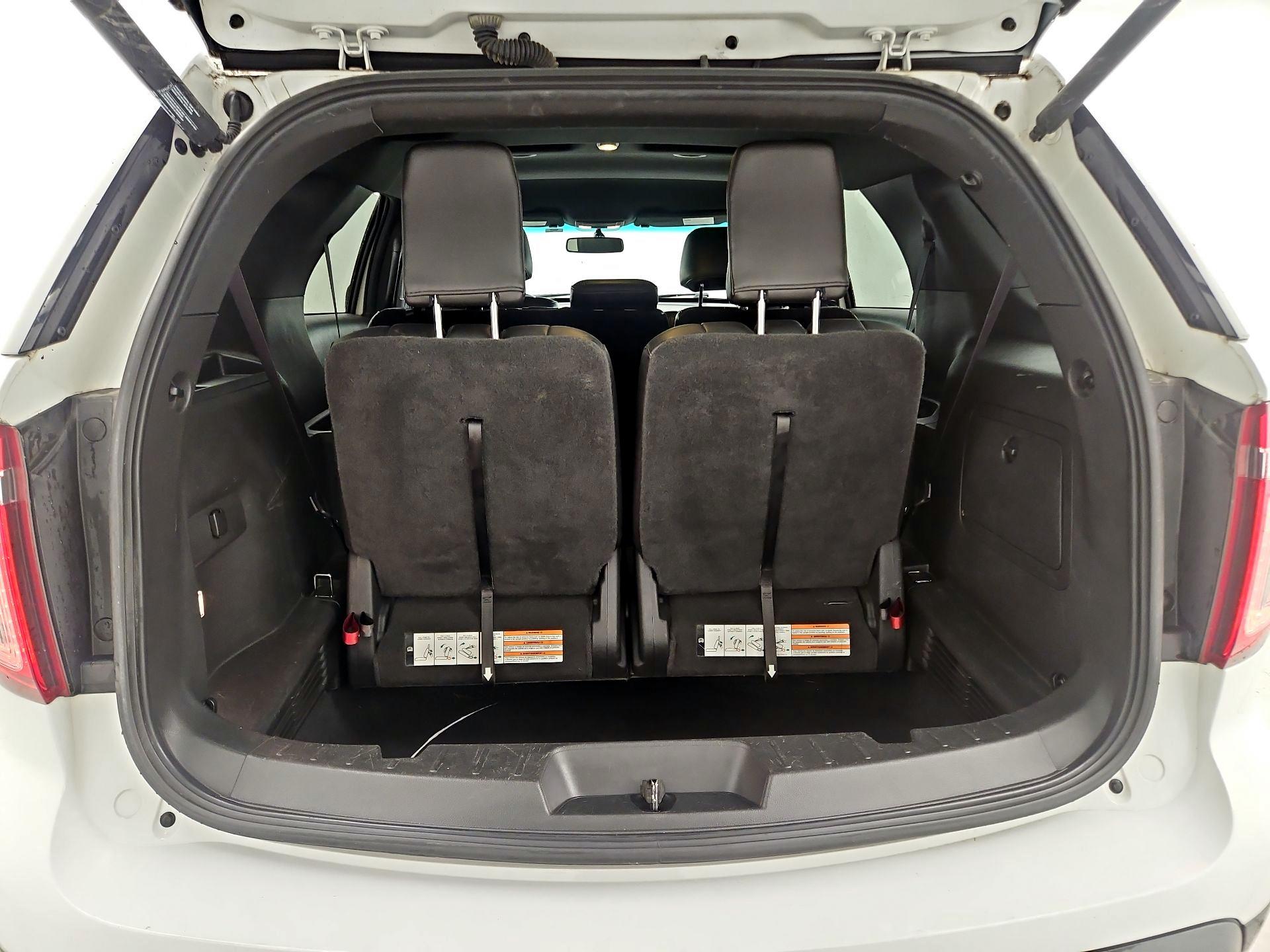 Thumbnail: 2014 Ford Explorer - 20