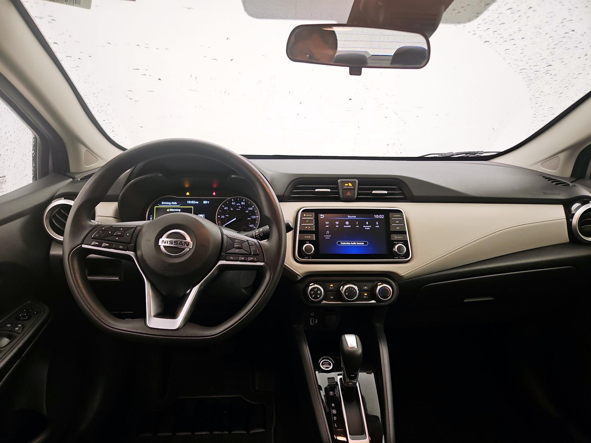 Thumbnail: 2021 Nissan Versa - 9