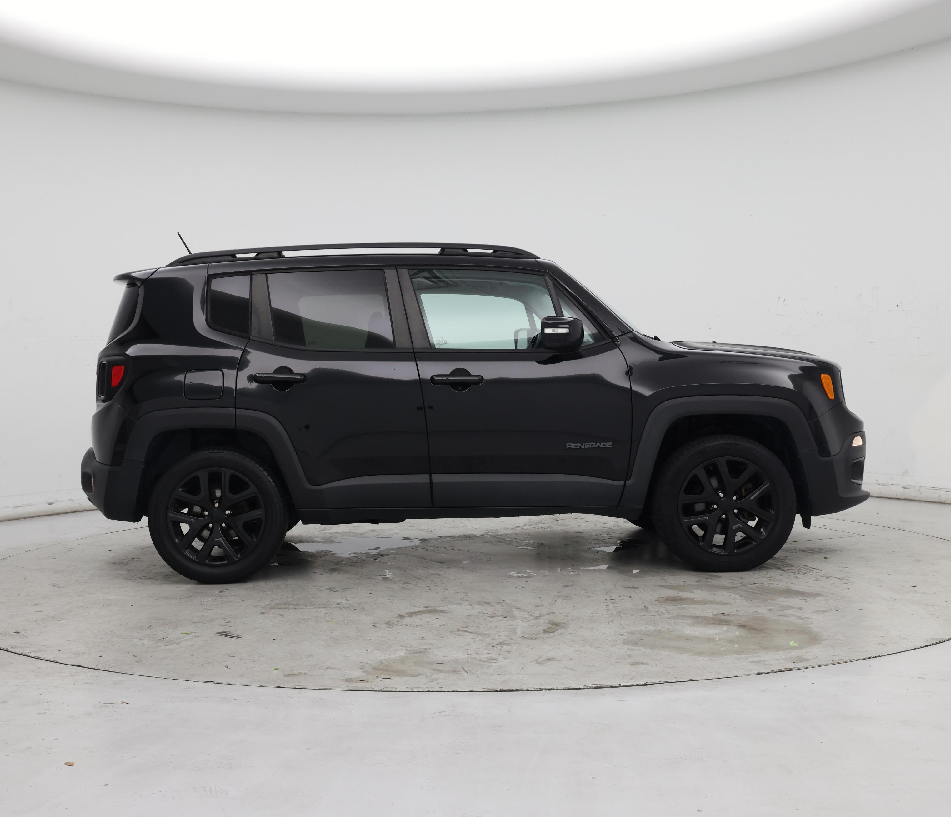 Thumbnail: 2017 Jeep Renegade - 7