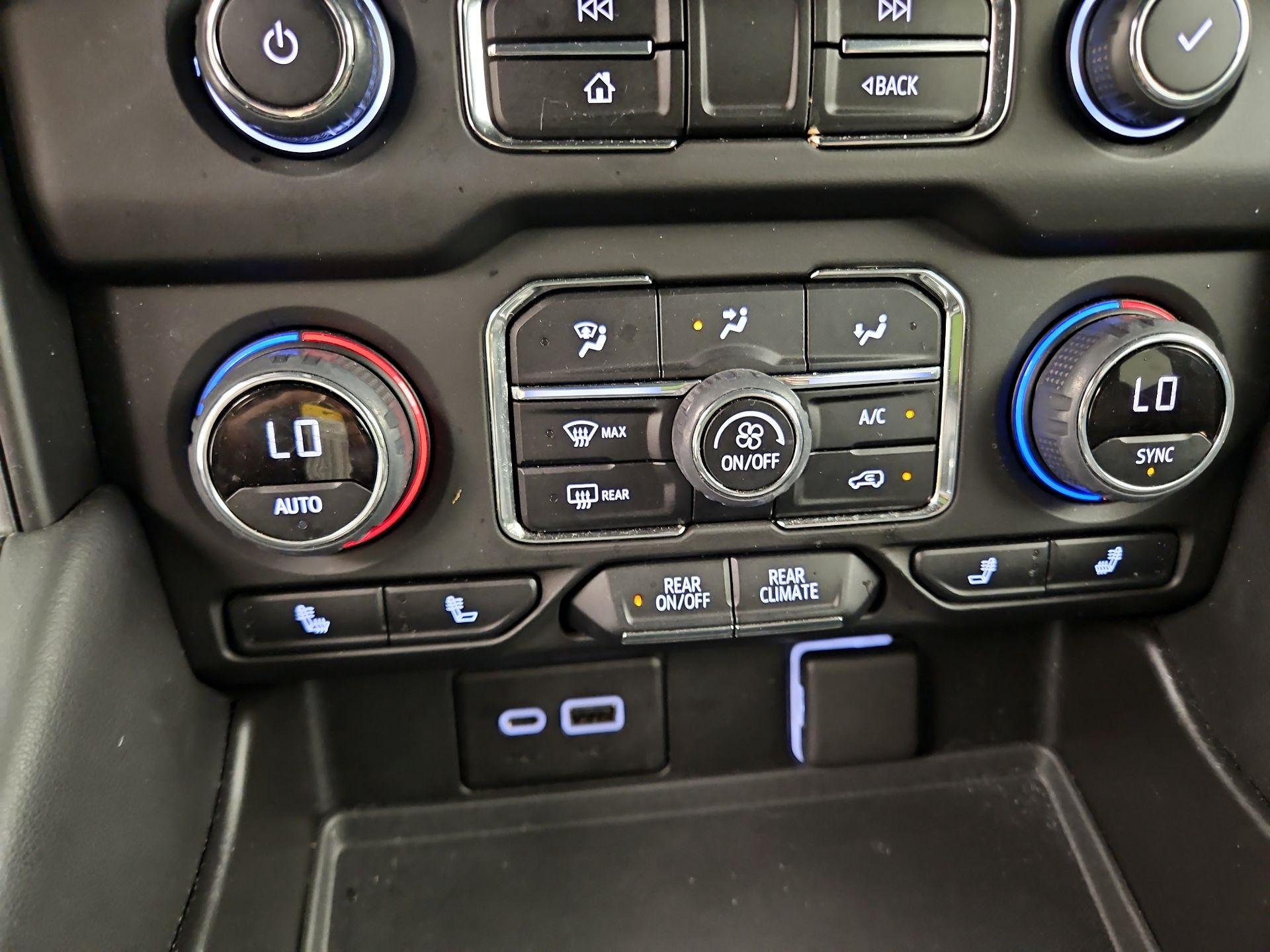 Thumbnail: 2021 Chevrolet Tahoe - 16