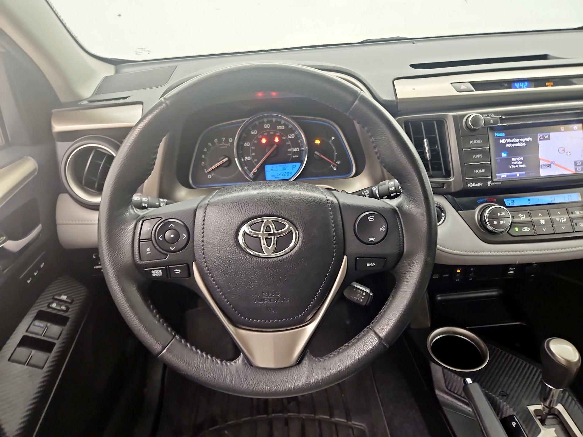 Thumbnail: 2014 Toyota RAV4 - 10