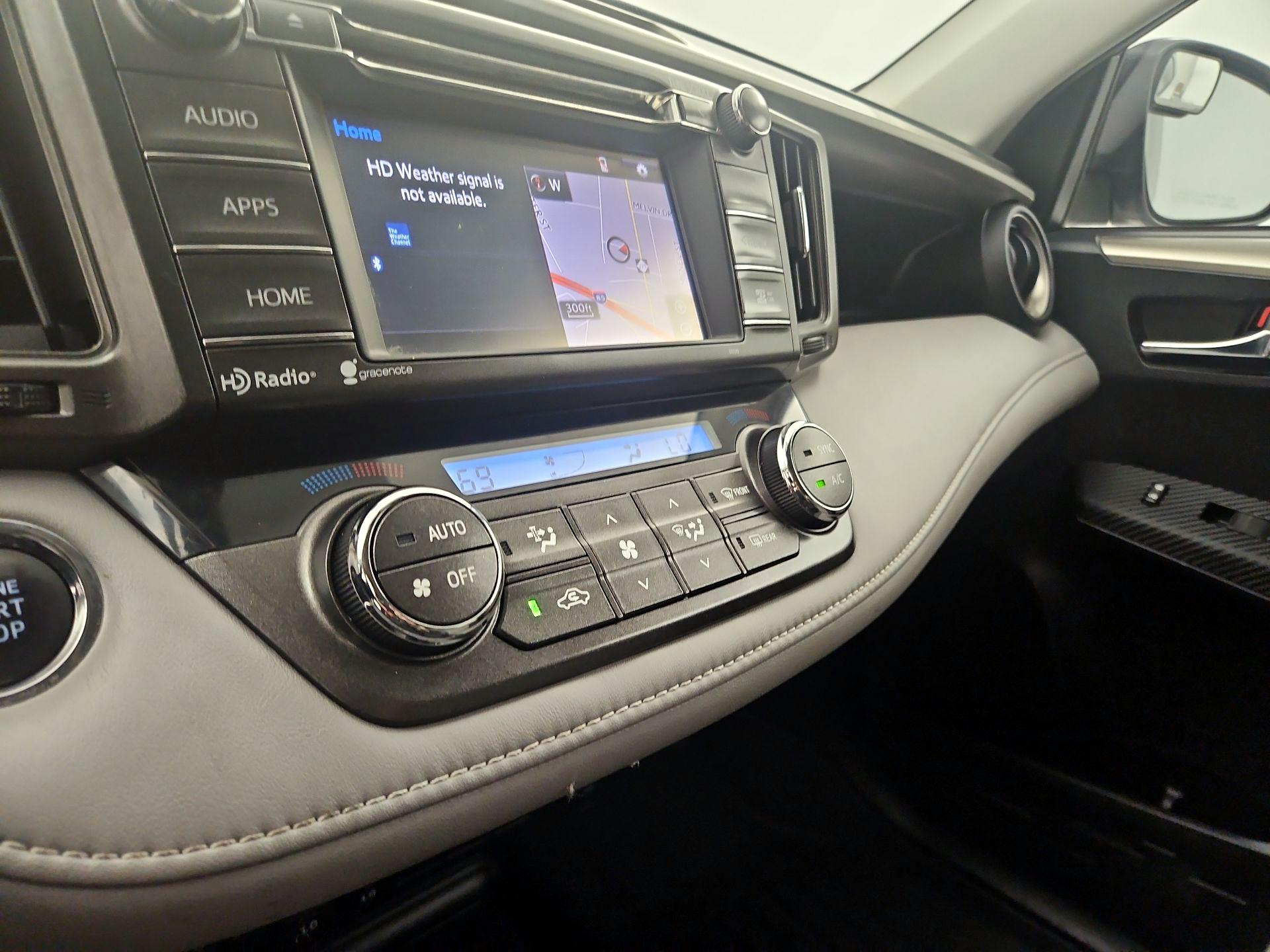 Thumbnail: 2014 Toyota RAV4 - 17