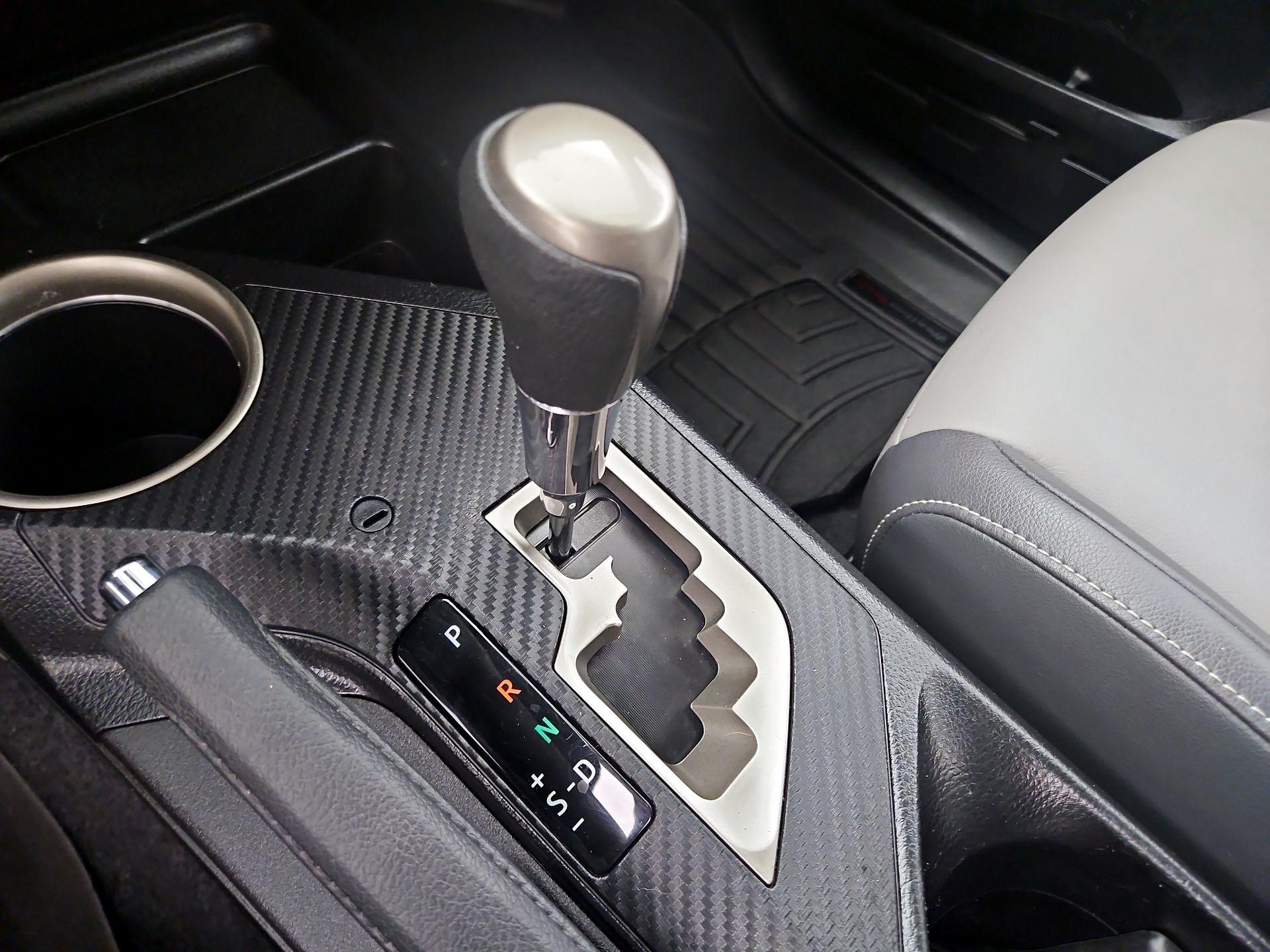 Thumbnail: 2014 Toyota RAV4 - 18
