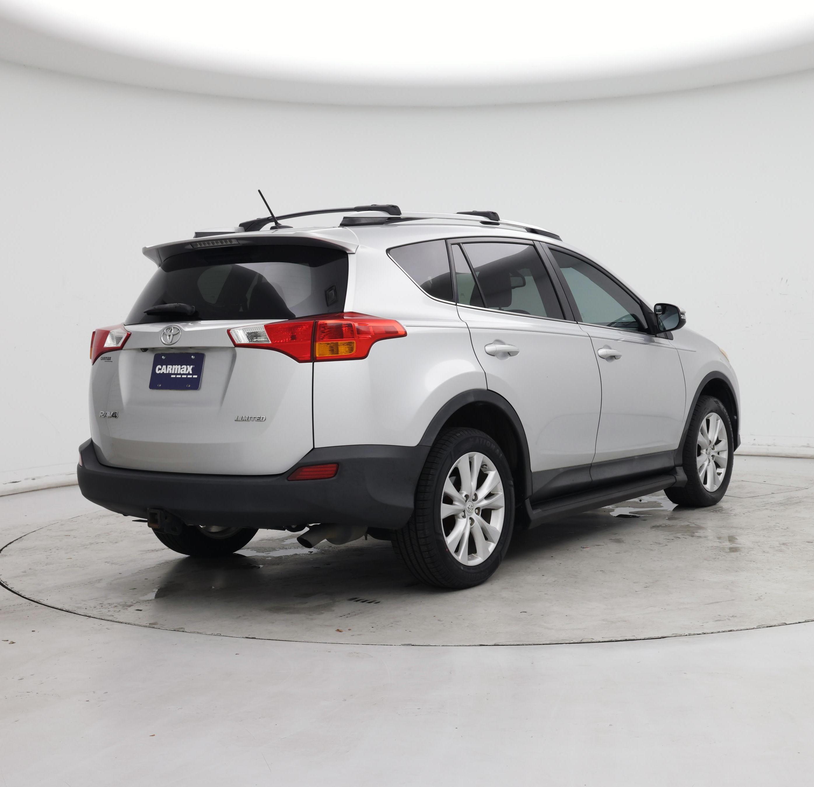 Thumbnail: 2014 Toyota RAV4 - 8