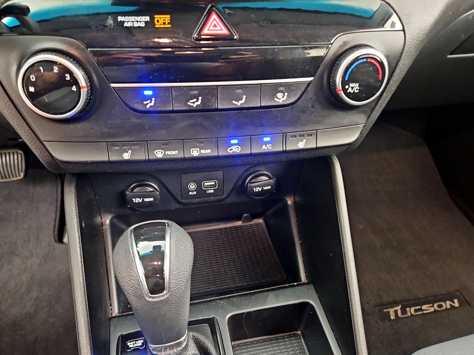 Thumbnail: 2019 Hyundai Tucson - 16