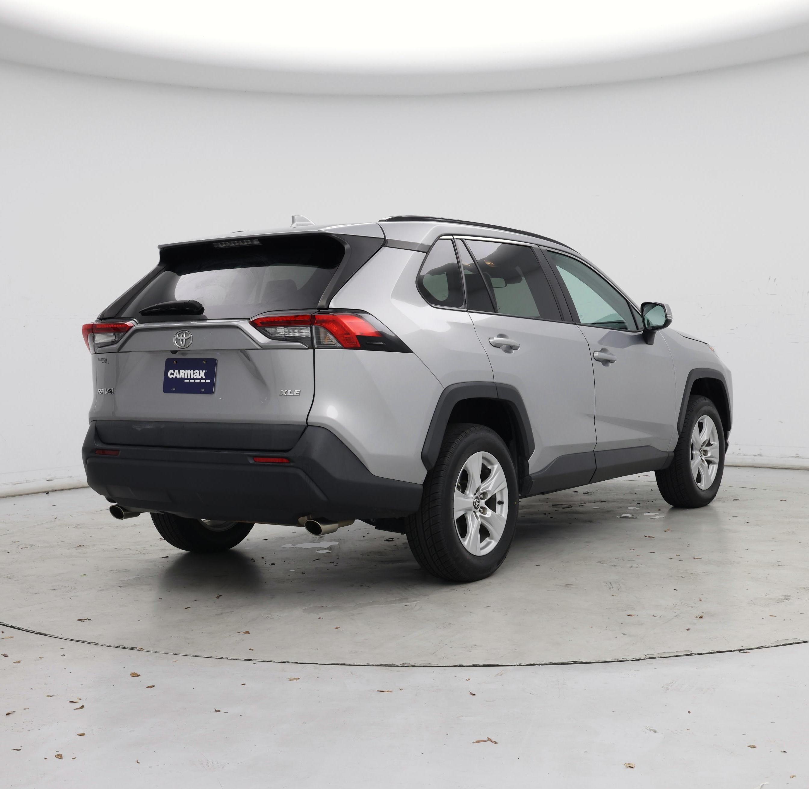 Thumbnail: 2021 Toyota RAV4 - 8