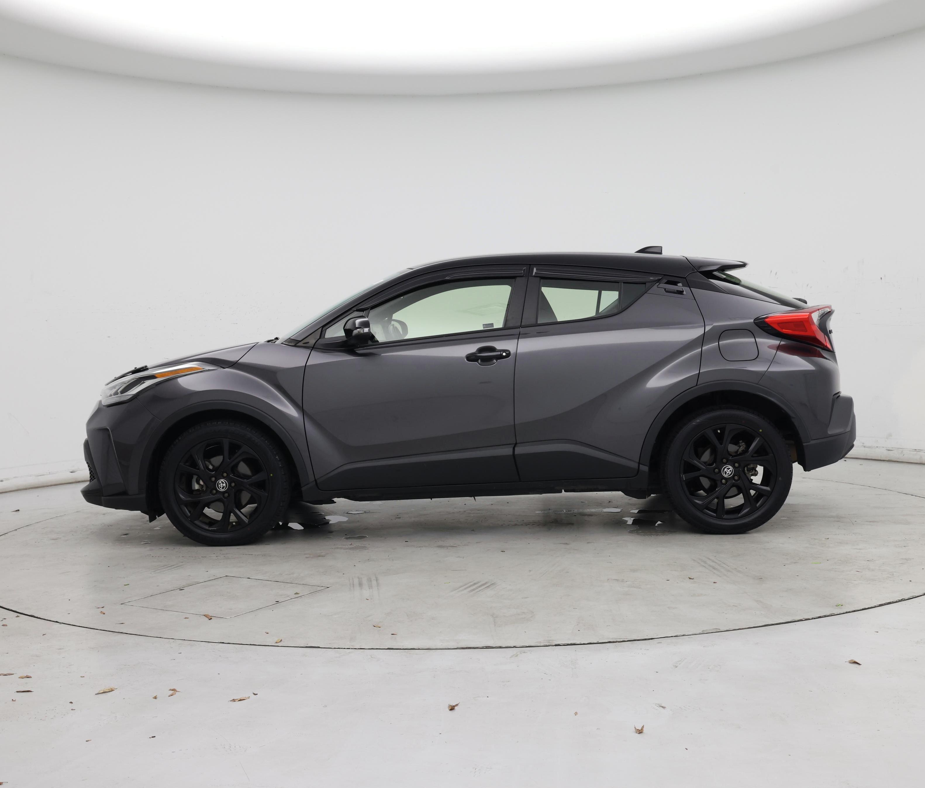 Thumbnail: 2022 Toyota C-HR - 3