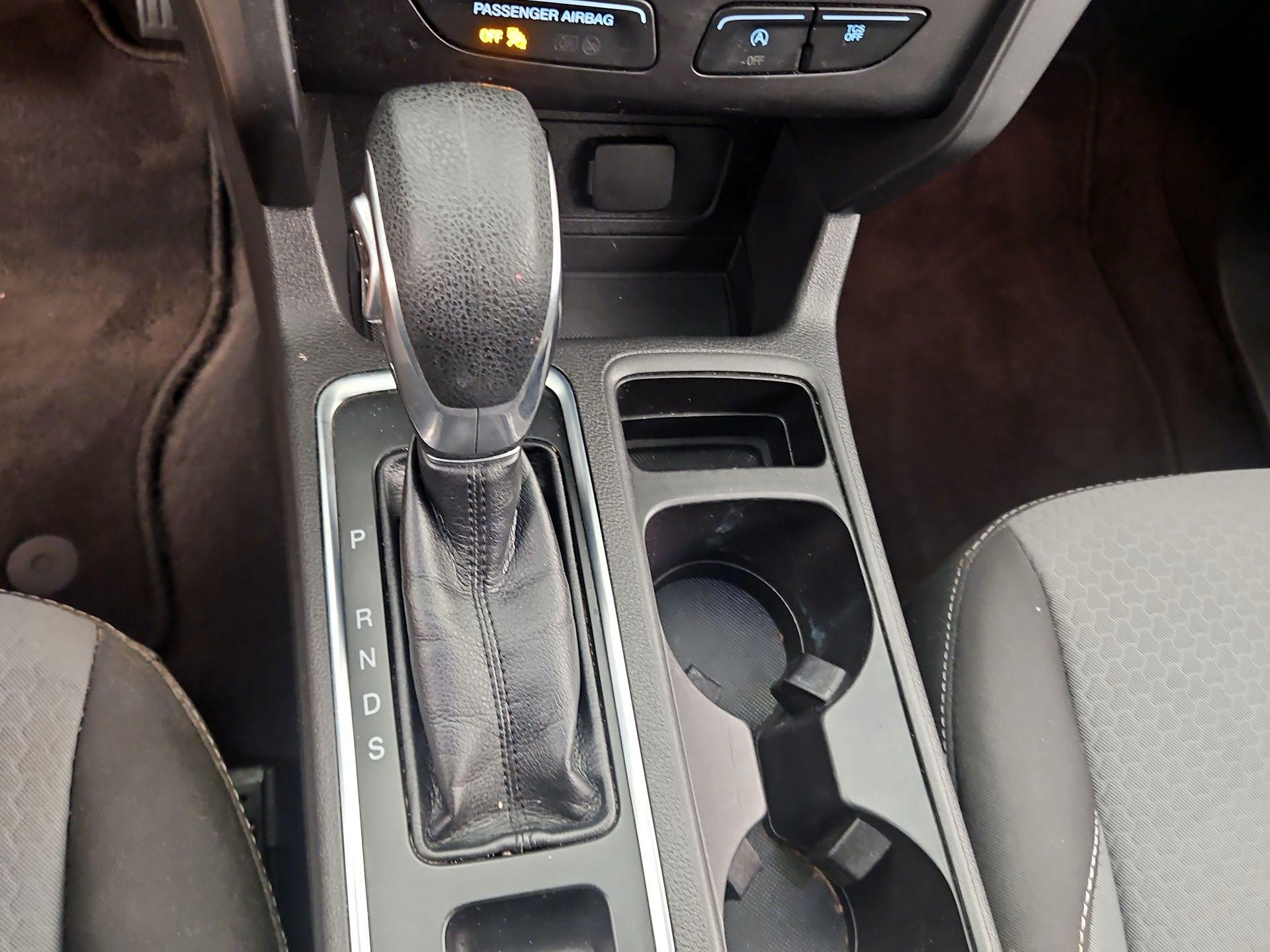 Thumbnail: 2019 Ford Escape - 17