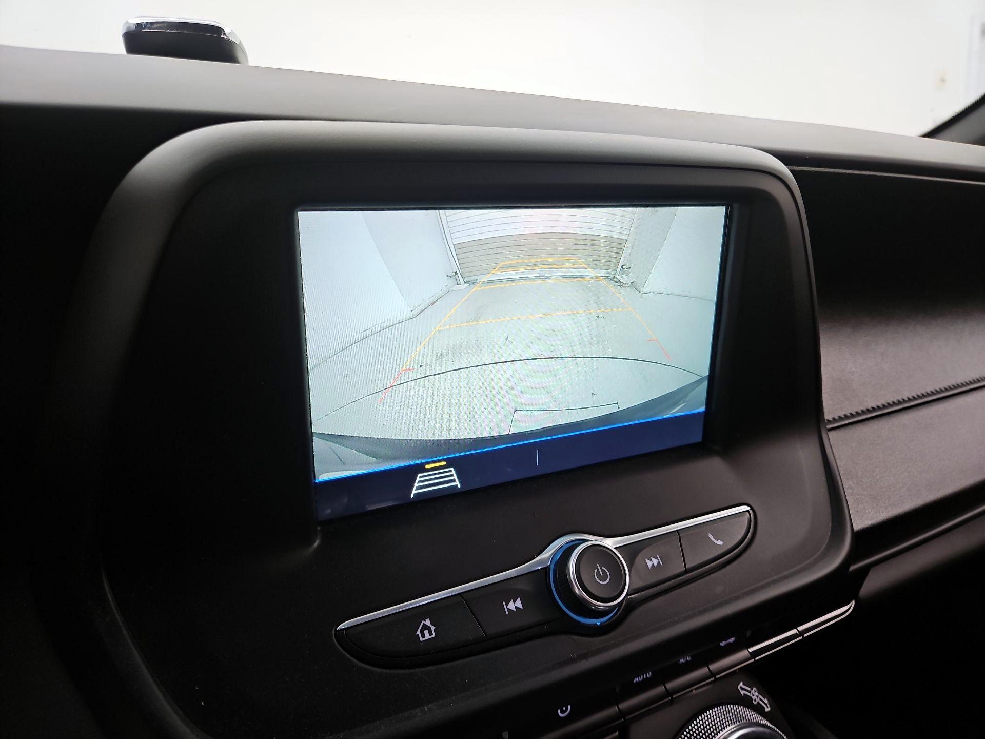 Thumbnail: 2019 Chevrolet Camaro - 14