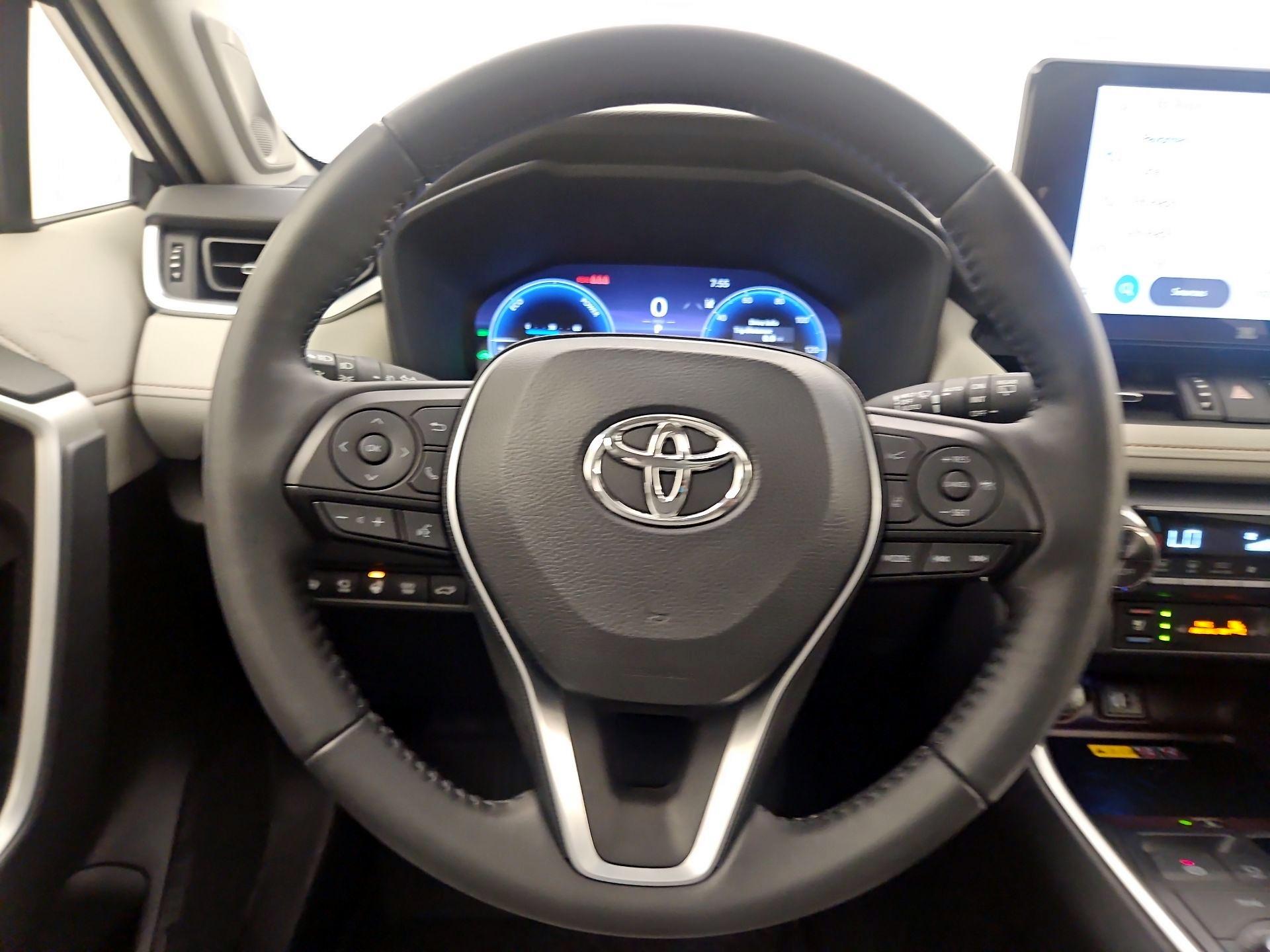 Thumbnail: 2024 Toyota RAV4 - 10