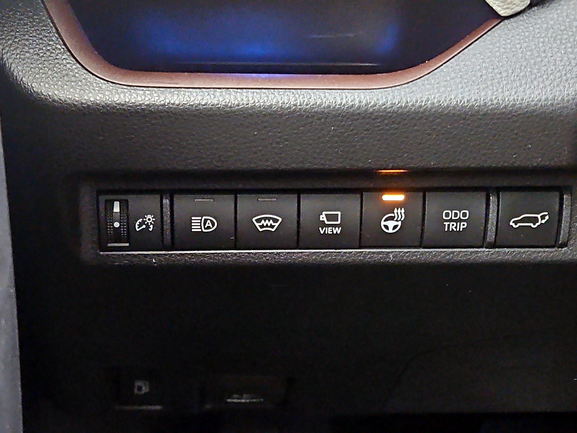 Thumbnail: 2024 Toyota RAV4 - 13