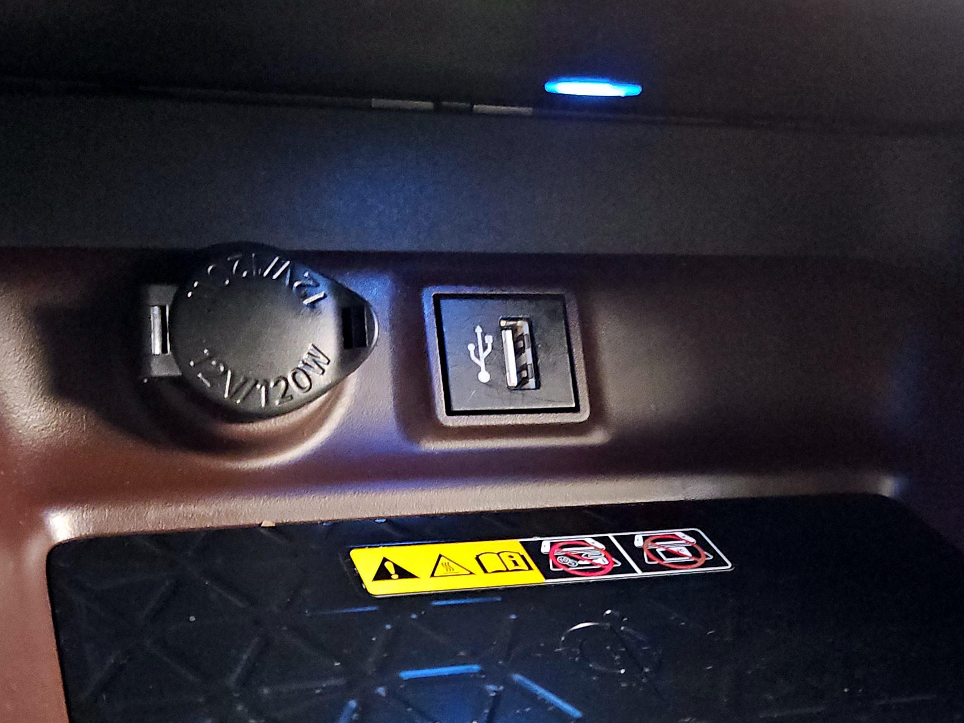 Thumbnail: 2024 Toyota RAV4 - 18