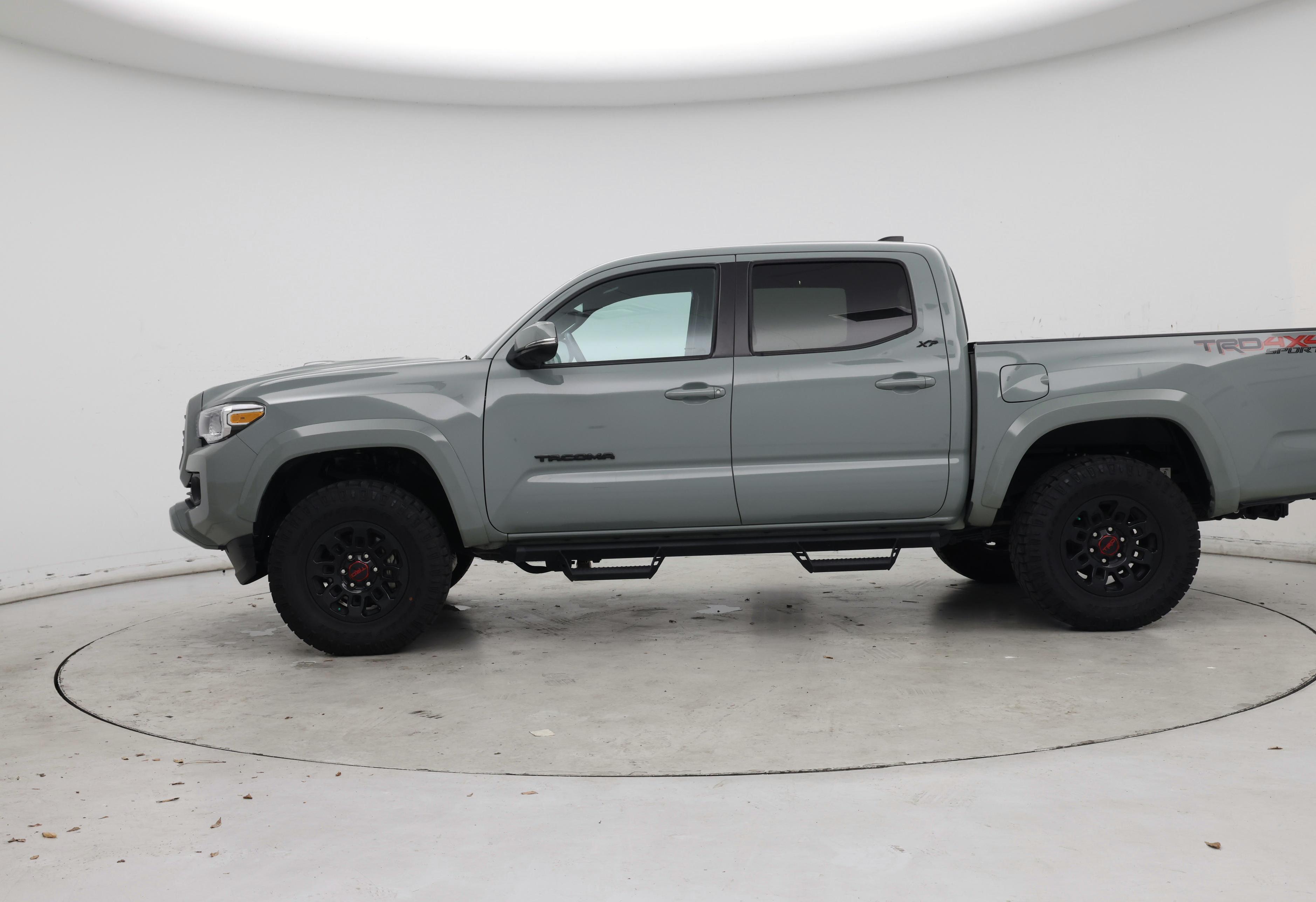Thumbnail: 2023 Toyota Tacoma - 3