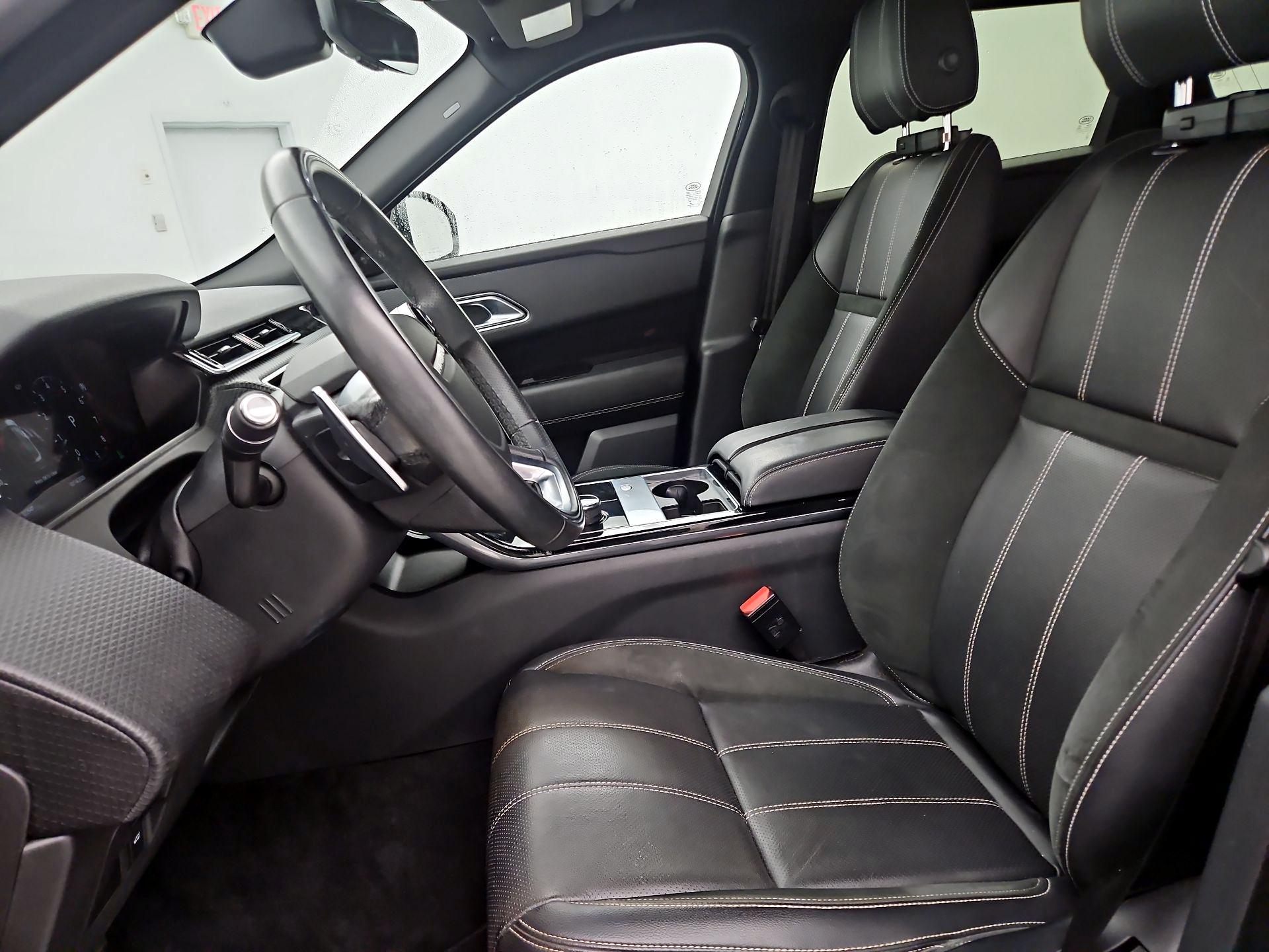 Thumbnail: 2020 Land Rover Range Rover Velar - 11