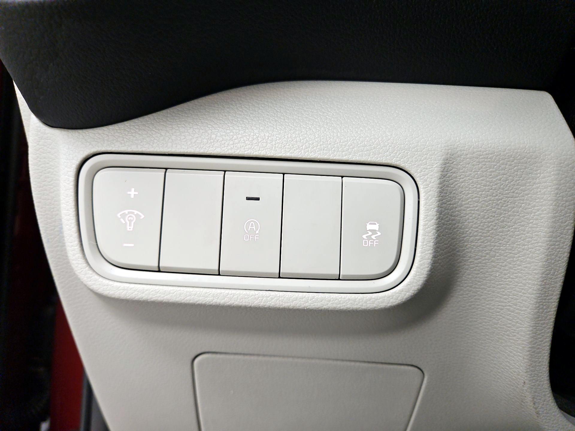 Thumbnail: 2020 Kia Soul - 13