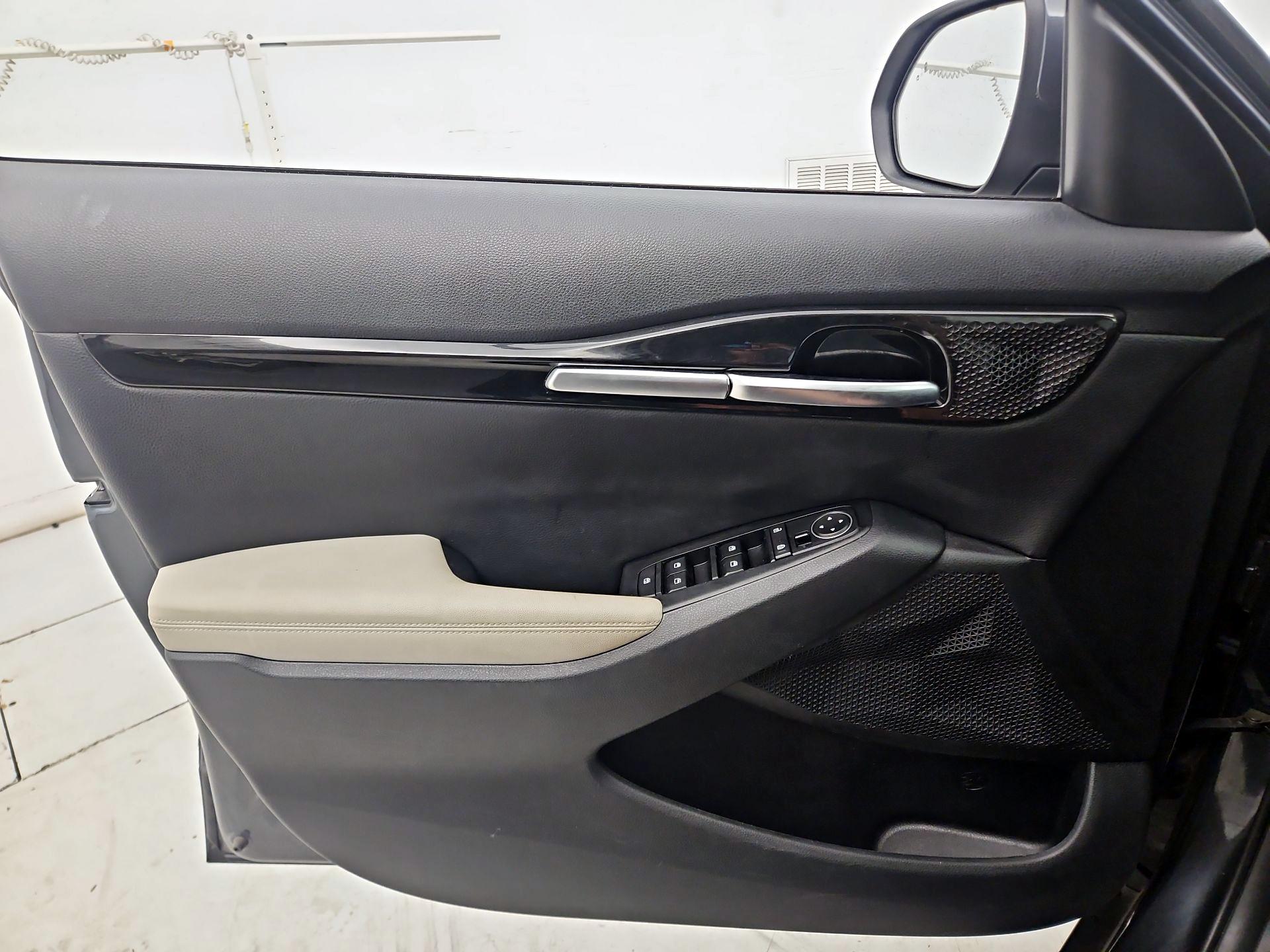 Thumbnail: 2021 Kia Seltos - 12