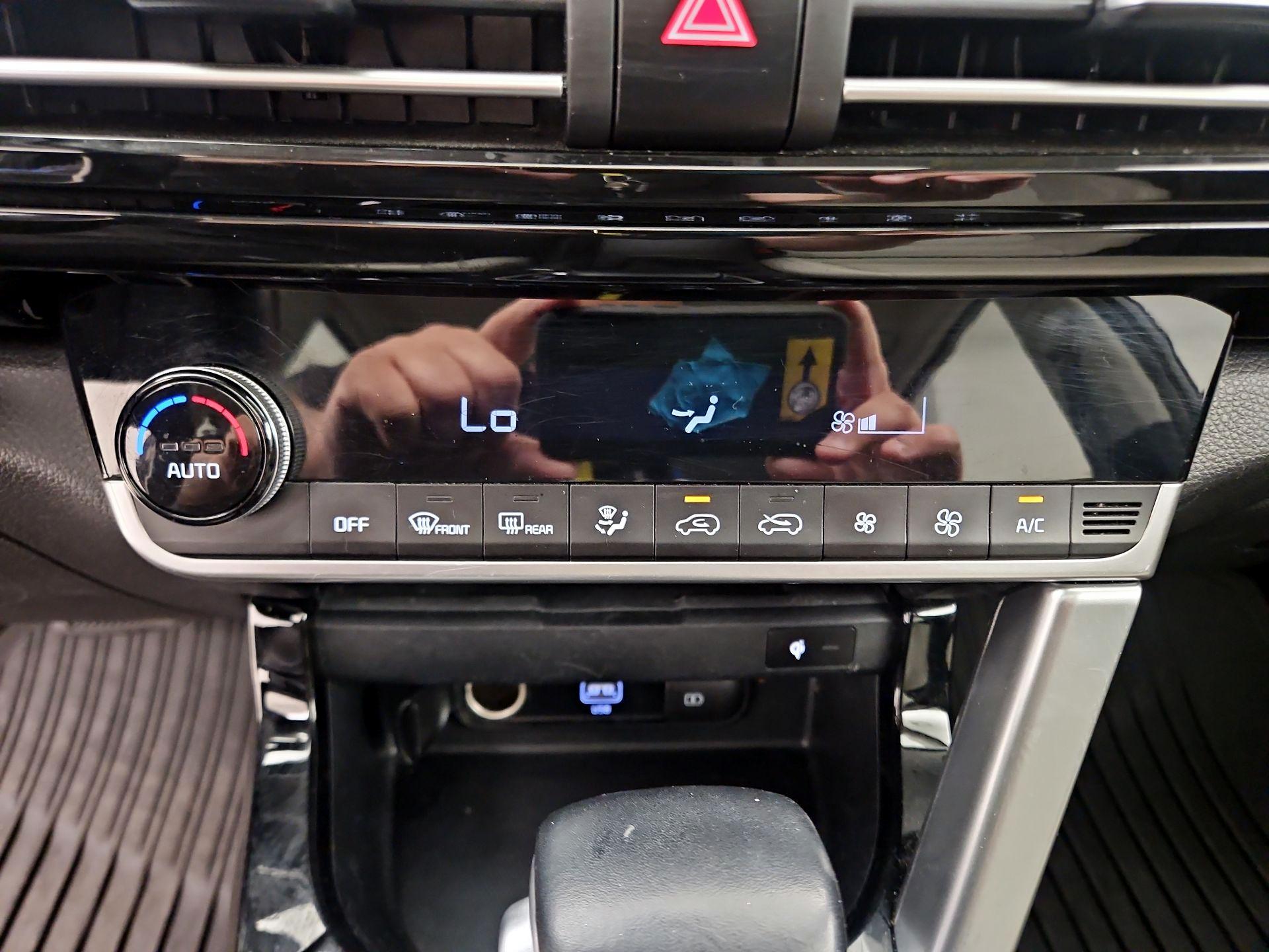 Thumbnail: 2021 Kia Seltos - 16