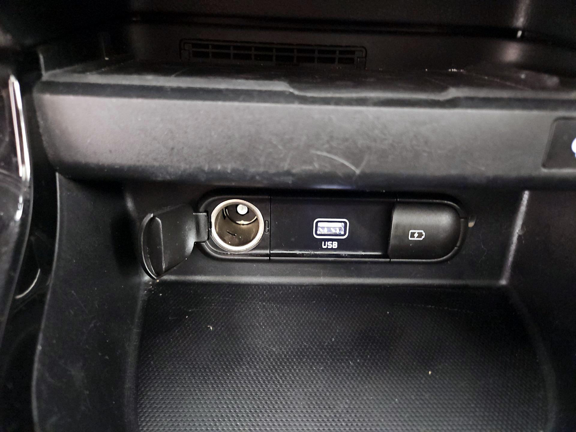 Thumbnail: 2021 Kia Seltos - 18