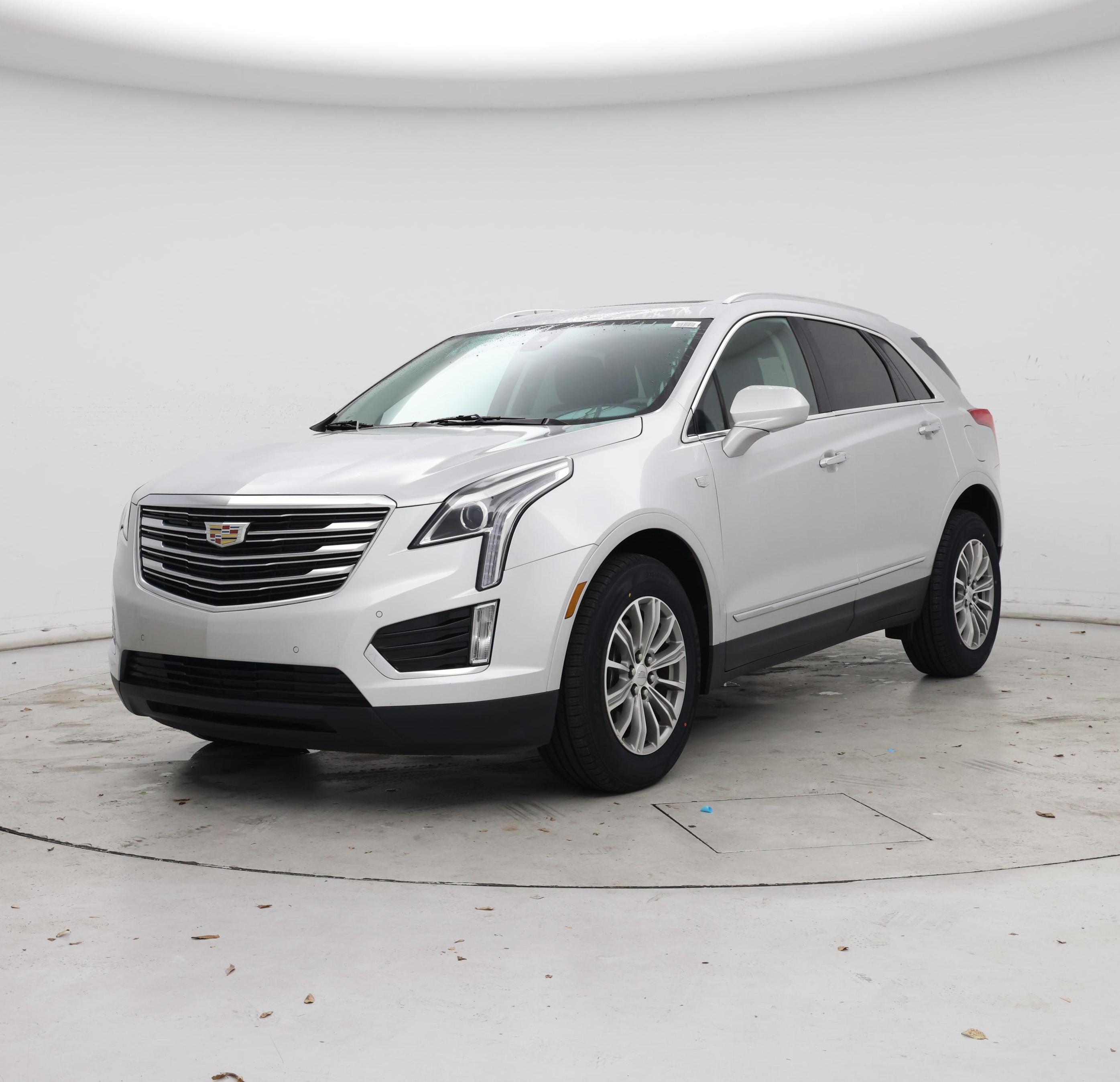 Thumbnail: 2017 Cadillac XT5 - 4